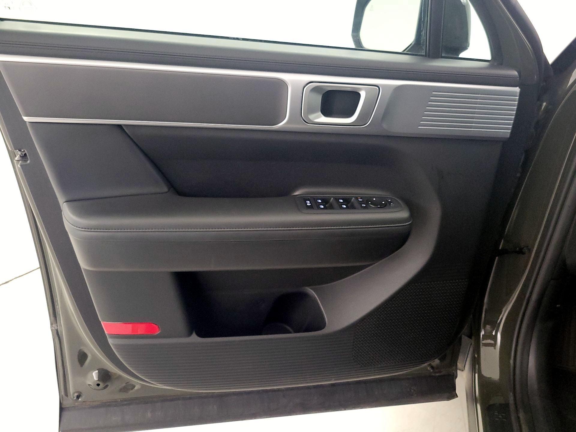 Thumbnail: 2024 Hyundai Santa Fe - 12