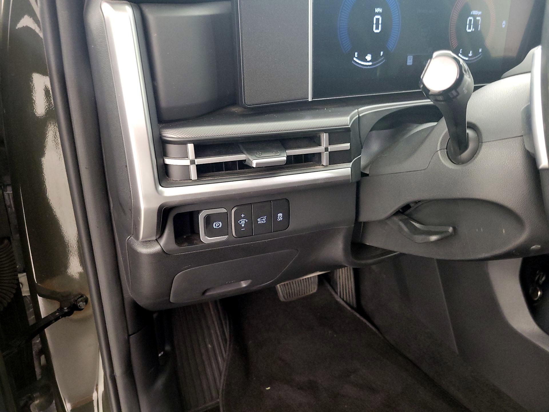 Thumbnail: 2024 Hyundai Santa Fe - 13