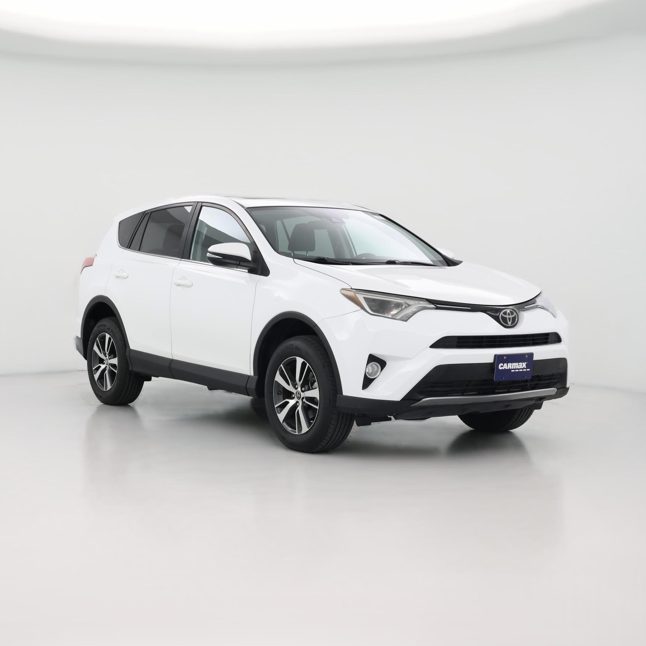 Thumbnail: 2018 Toyota RAV4 - 1
