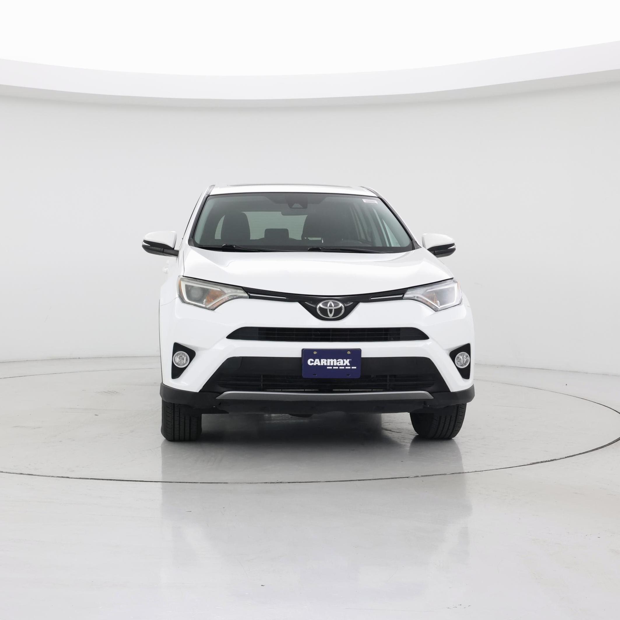 Thumbnail: 2018 Toyota RAV4 - 5
