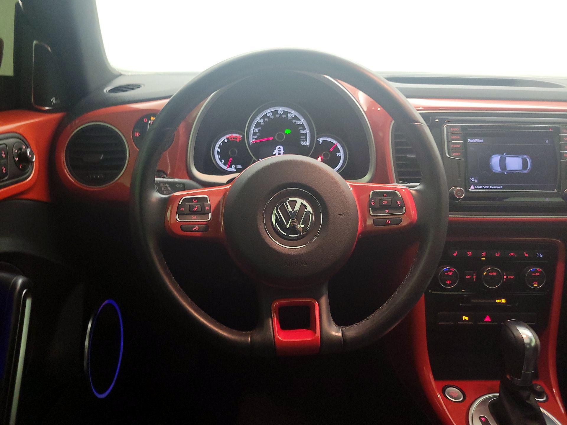 Thumbnail: 2019 Volkswagen Beetle - 10