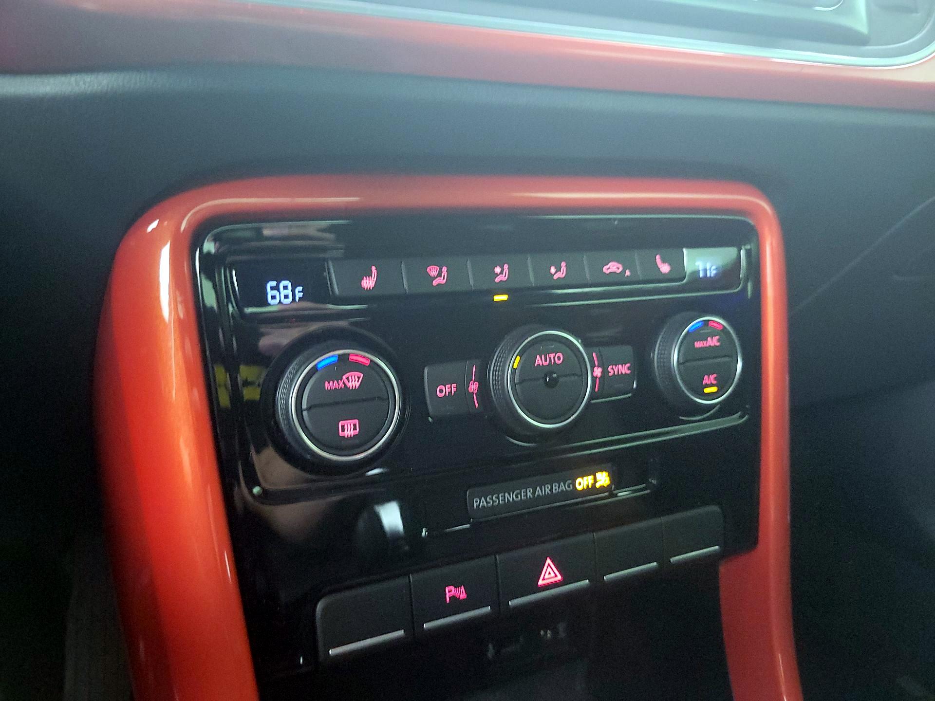 Thumbnail: 2019 Volkswagen Beetle - 16