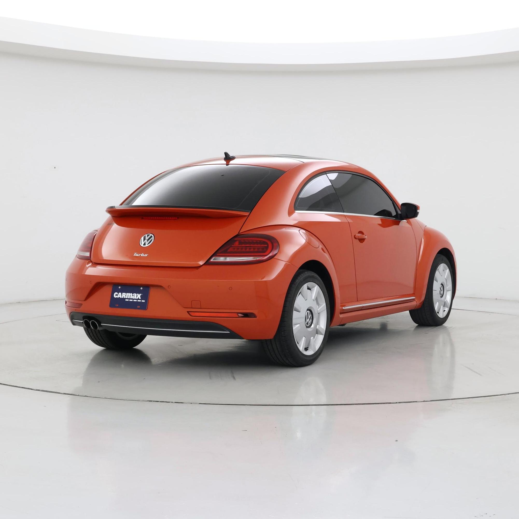 Thumbnail: 2019 Volkswagen Beetle - 8
