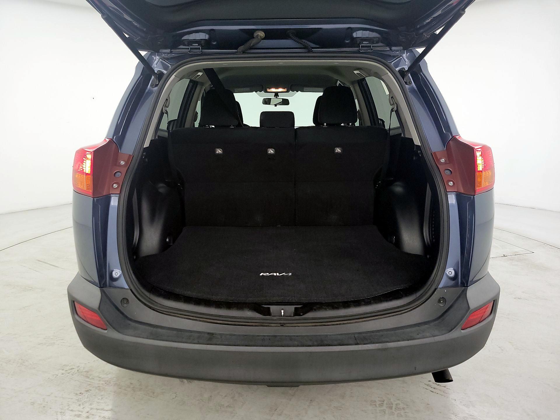 Thumbnail: 2014 Toyota RAV4 - 20