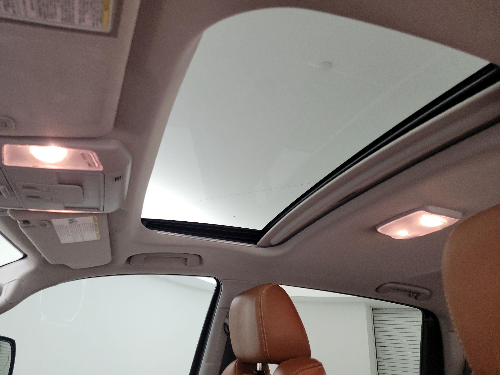 Thumbnail: 2017 Toyota Tundra - 19