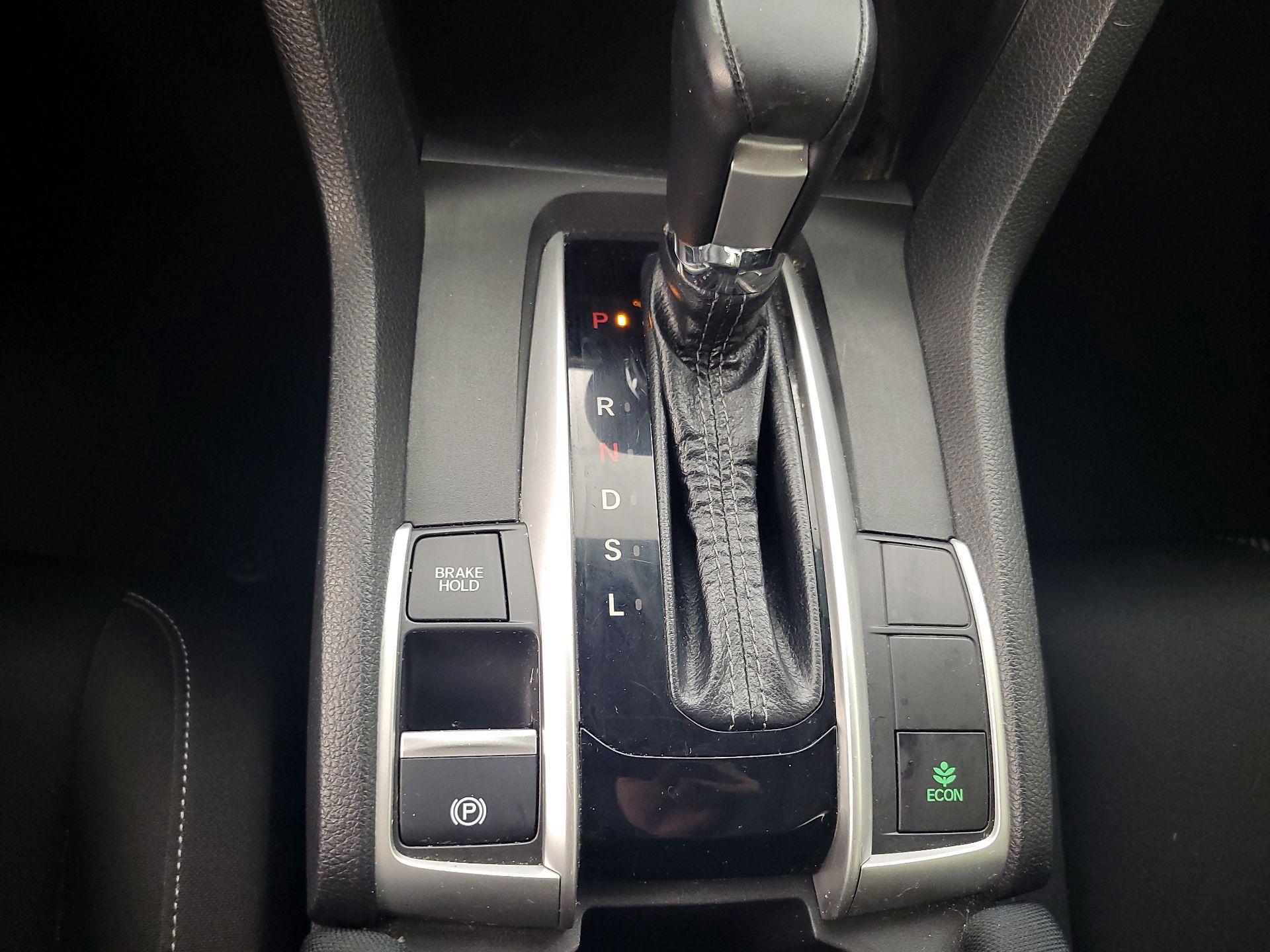 Thumbnail: 2018 Honda Civic - 17