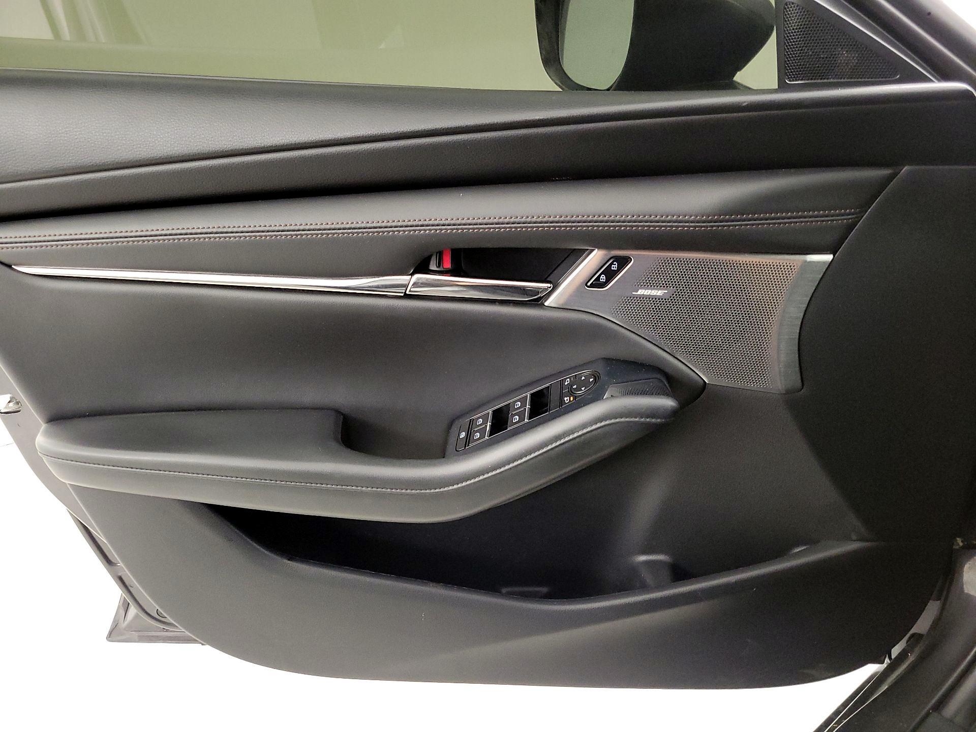 Thumbnail: 2019 Mazda Mazda3 - 12