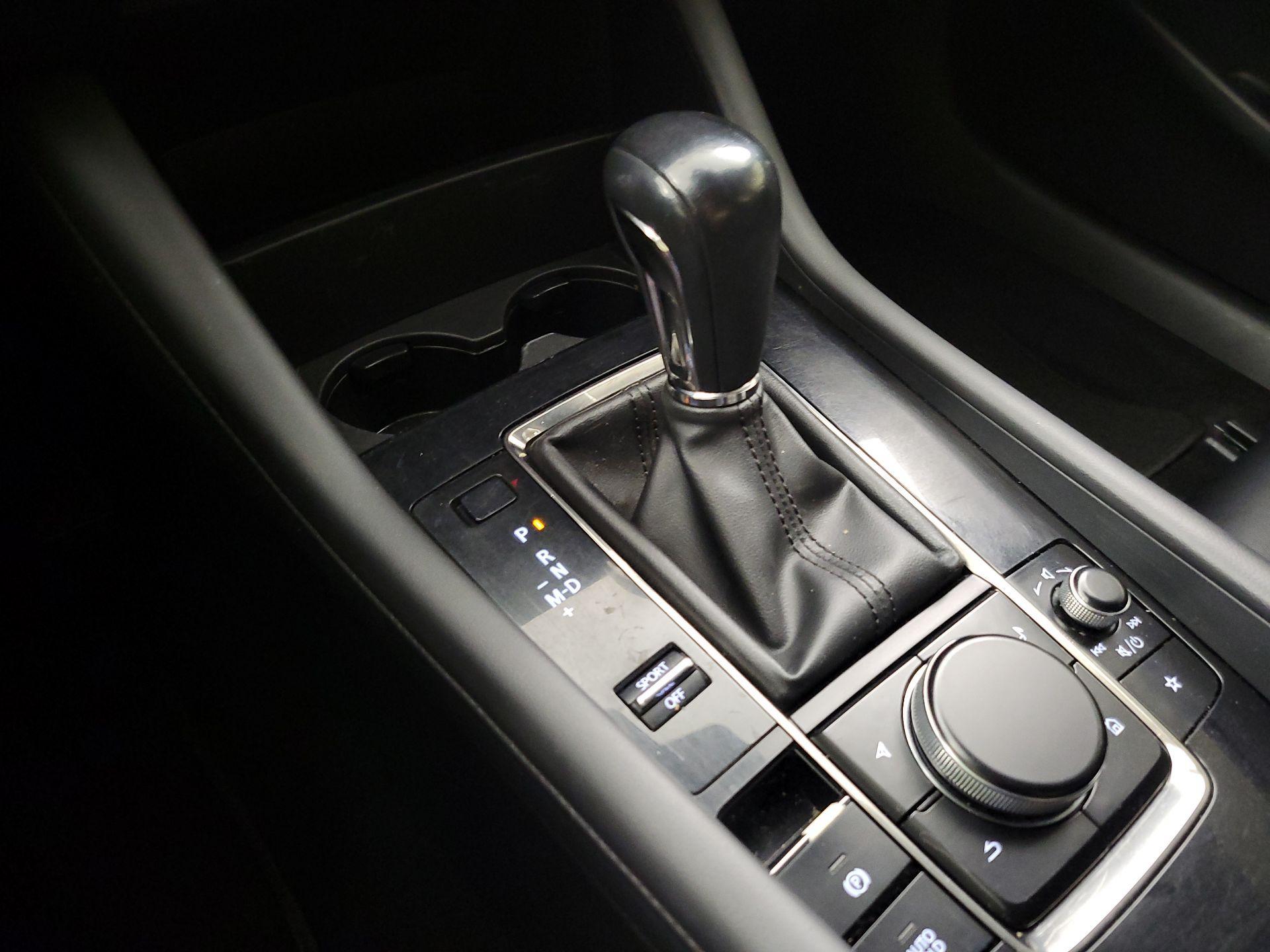 Thumbnail: 2019 Mazda Mazda3 - 17