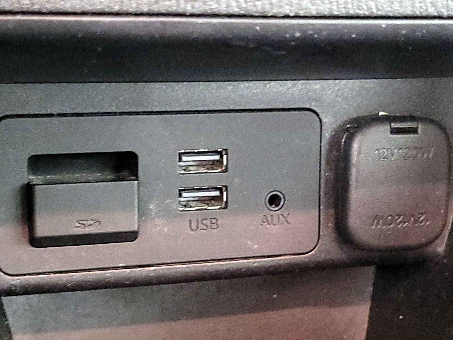 Thumbnail: 2017 Toyota Yaris iA - 17