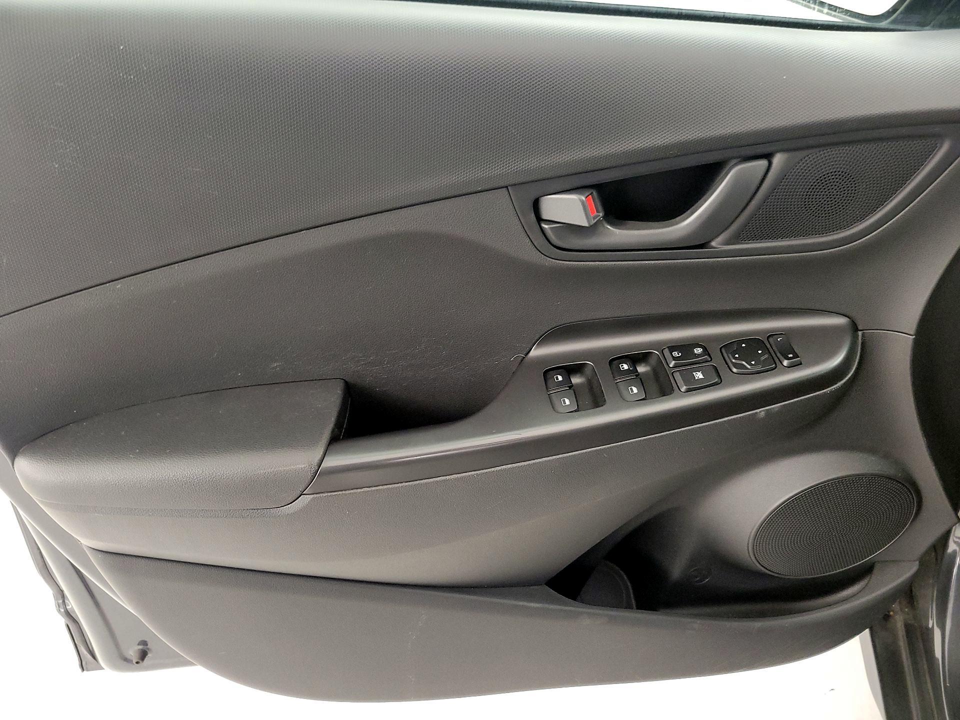 Thumbnail: 2019 Hyundai Kona - 12