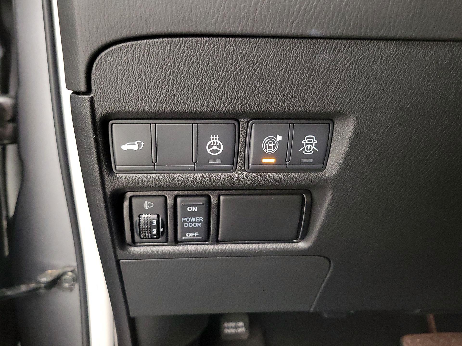 Thumbnail: 2020 INFINITI QX80 - 13