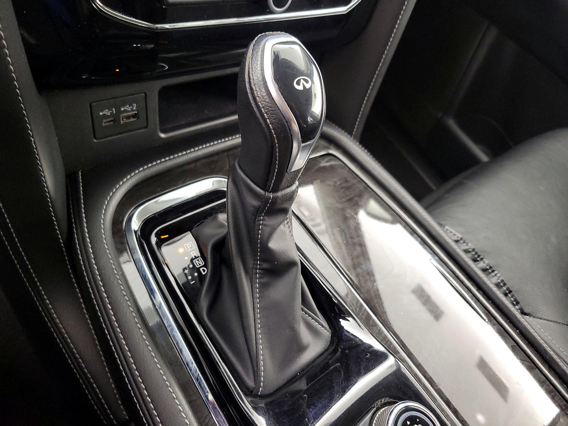 Thumbnail: 2020 INFINITI QX80 - 18