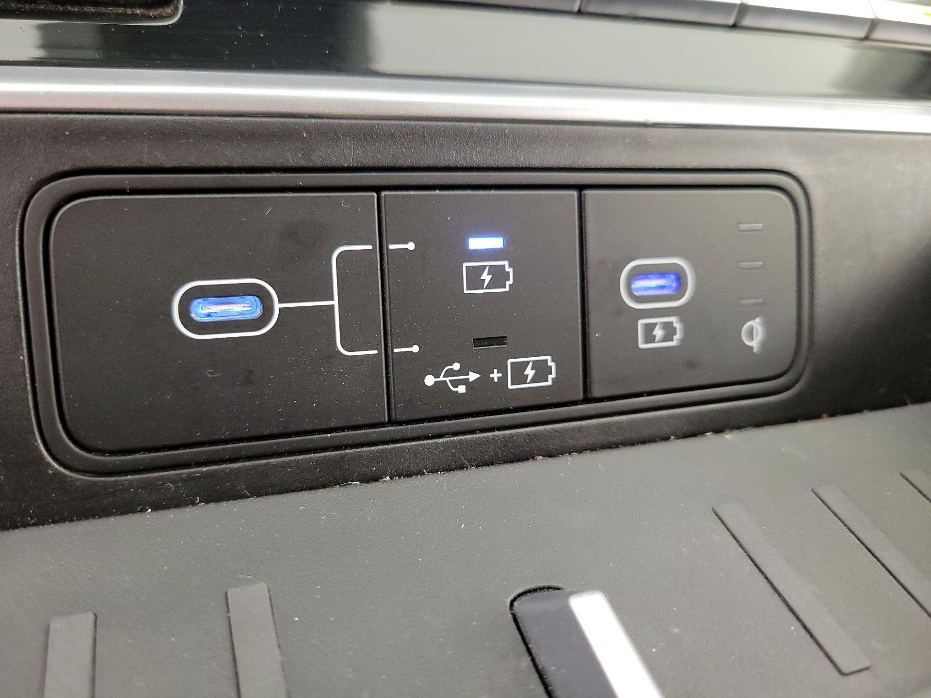 Thumbnail: 2024 Hyundai Santa Fe - 18