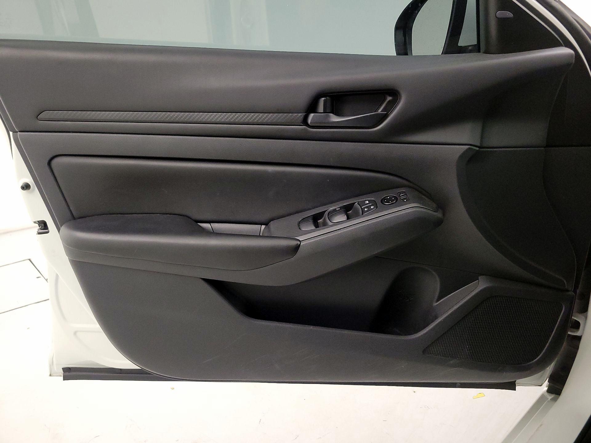 Thumbnail: 2023 Nissan Altima - 12