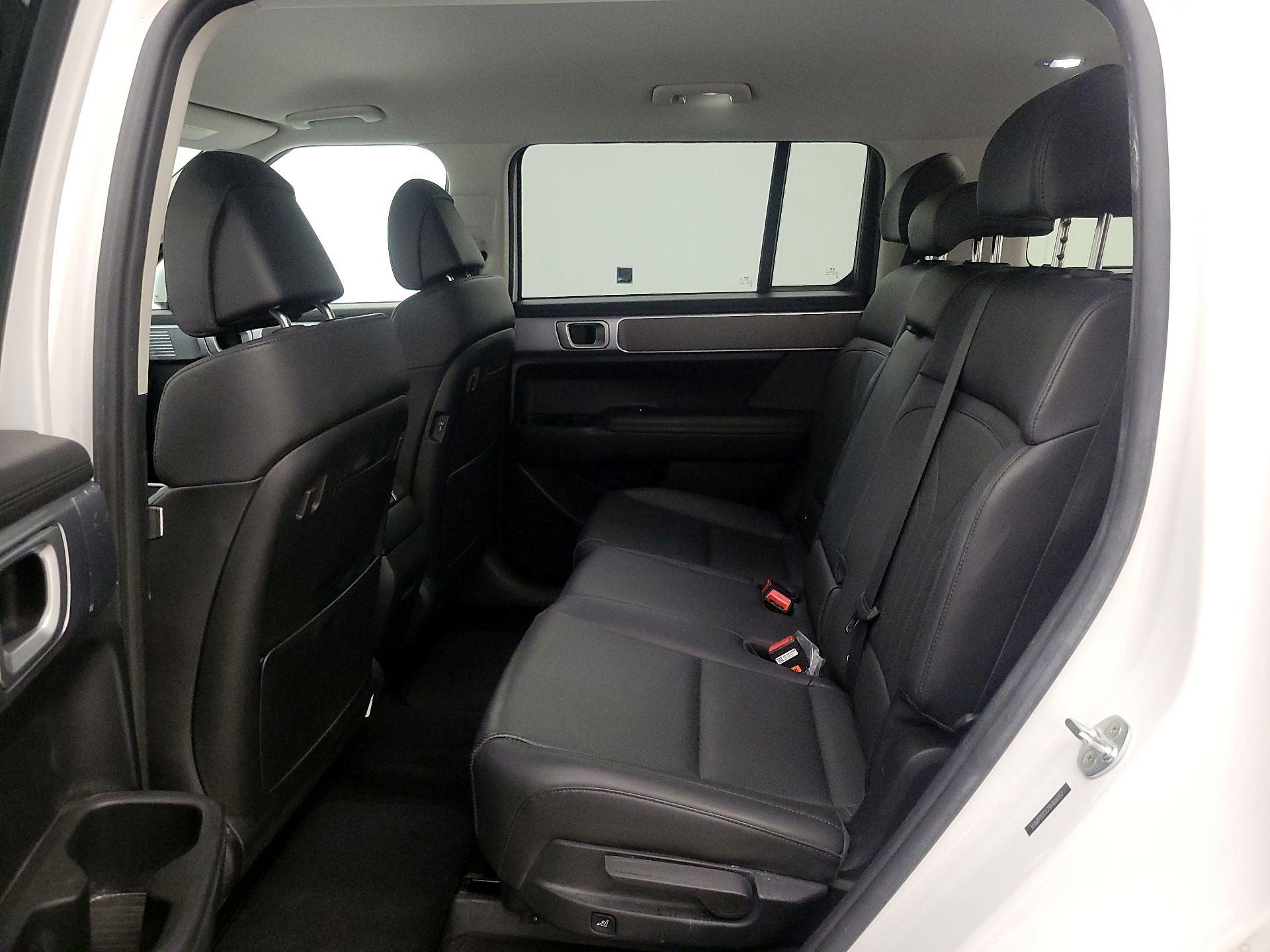 Thumbnail: 2024 Hyundai Santa Fe - 19