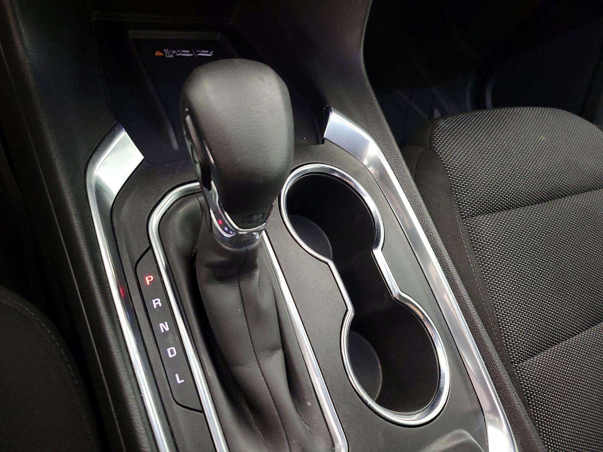 Thumbnail: 2023 Chevrolet Traverse - 17