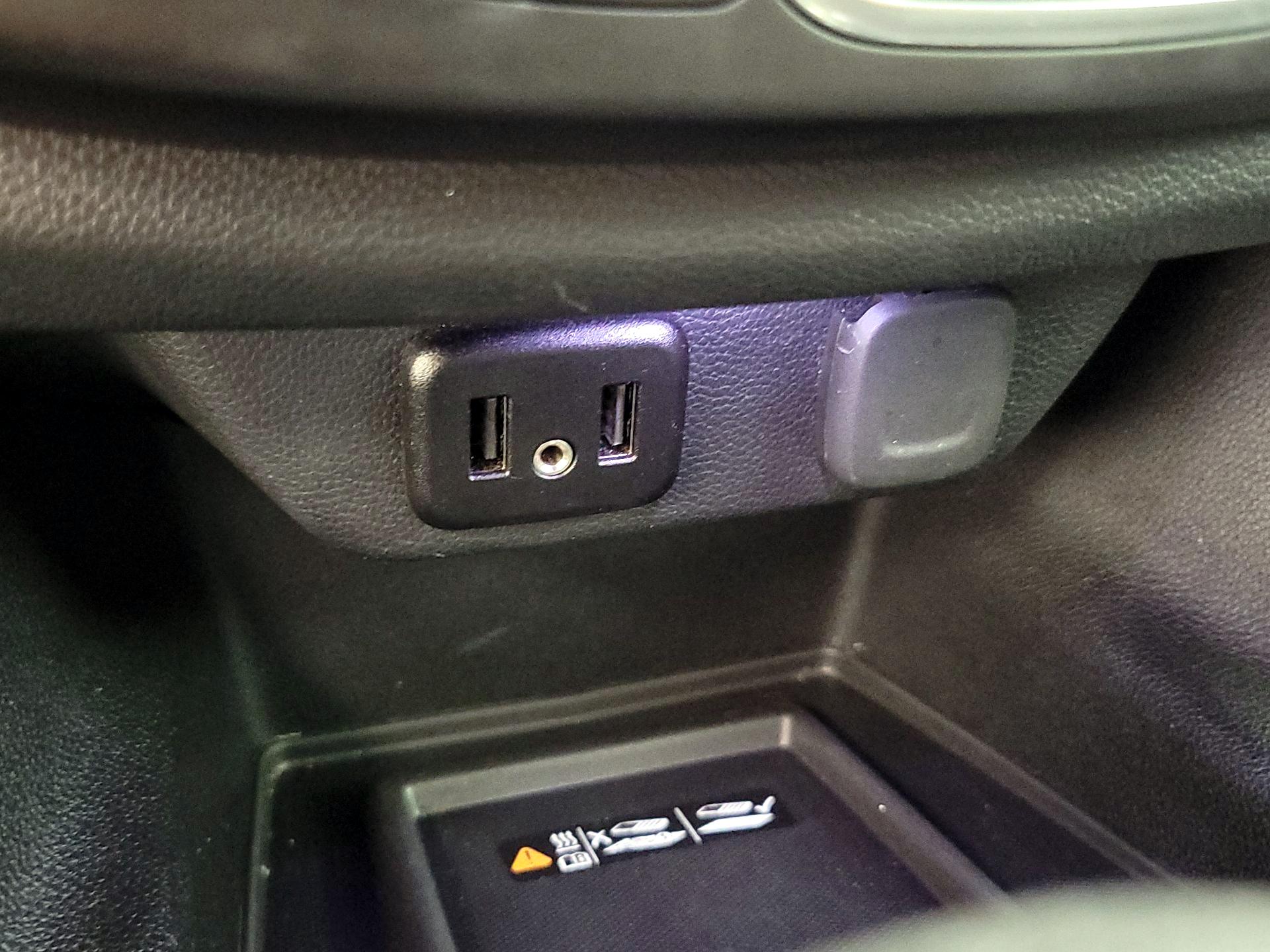 Thumbnail: 2023 Chevrolet Traverse - 18