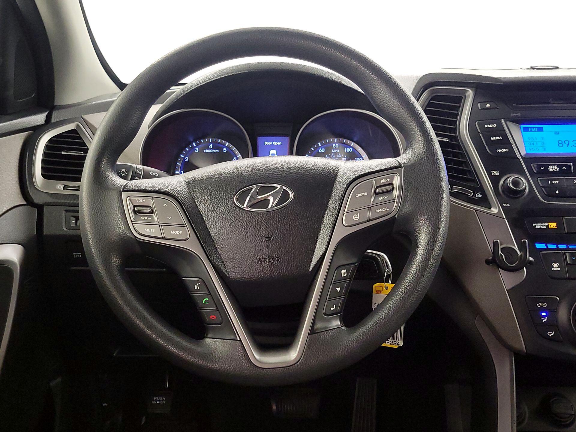 Thumbnail: 2015 Hyundai Santa Fe - 10