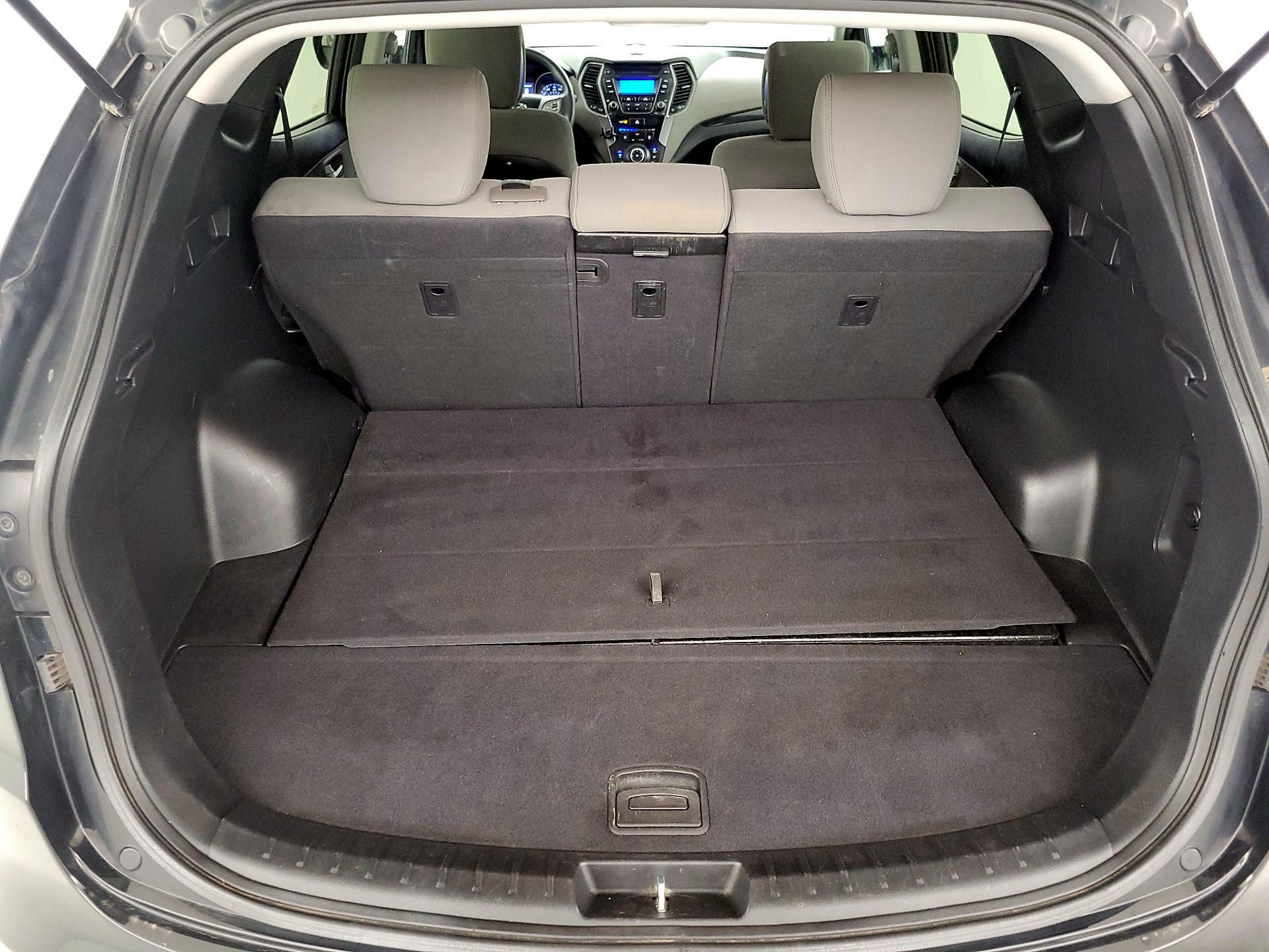 Thumbnail: 2015 Hyundai Santa Fe - 19