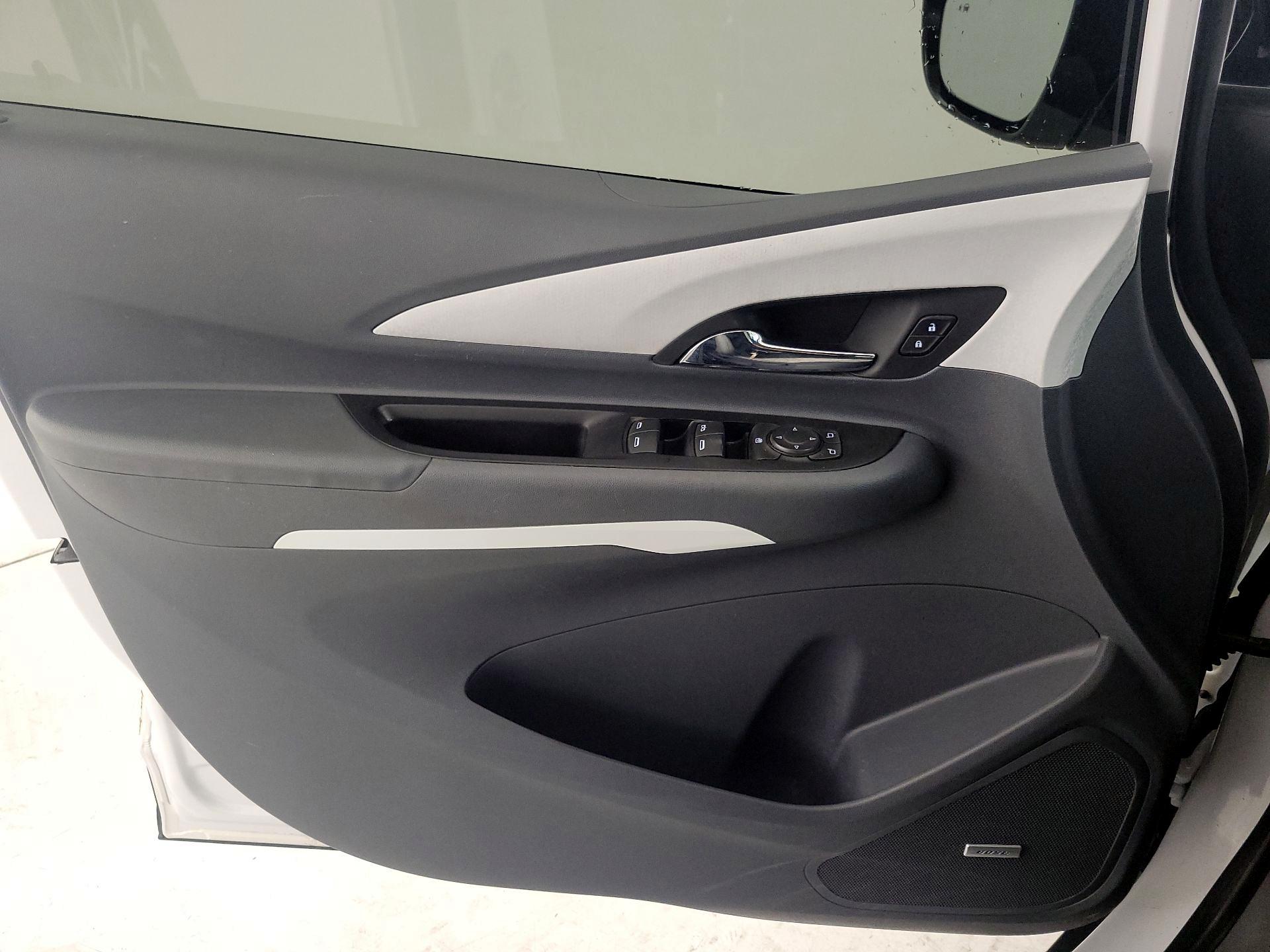 Thumbnail: 2021 Chevrolet Bolt EV - 12