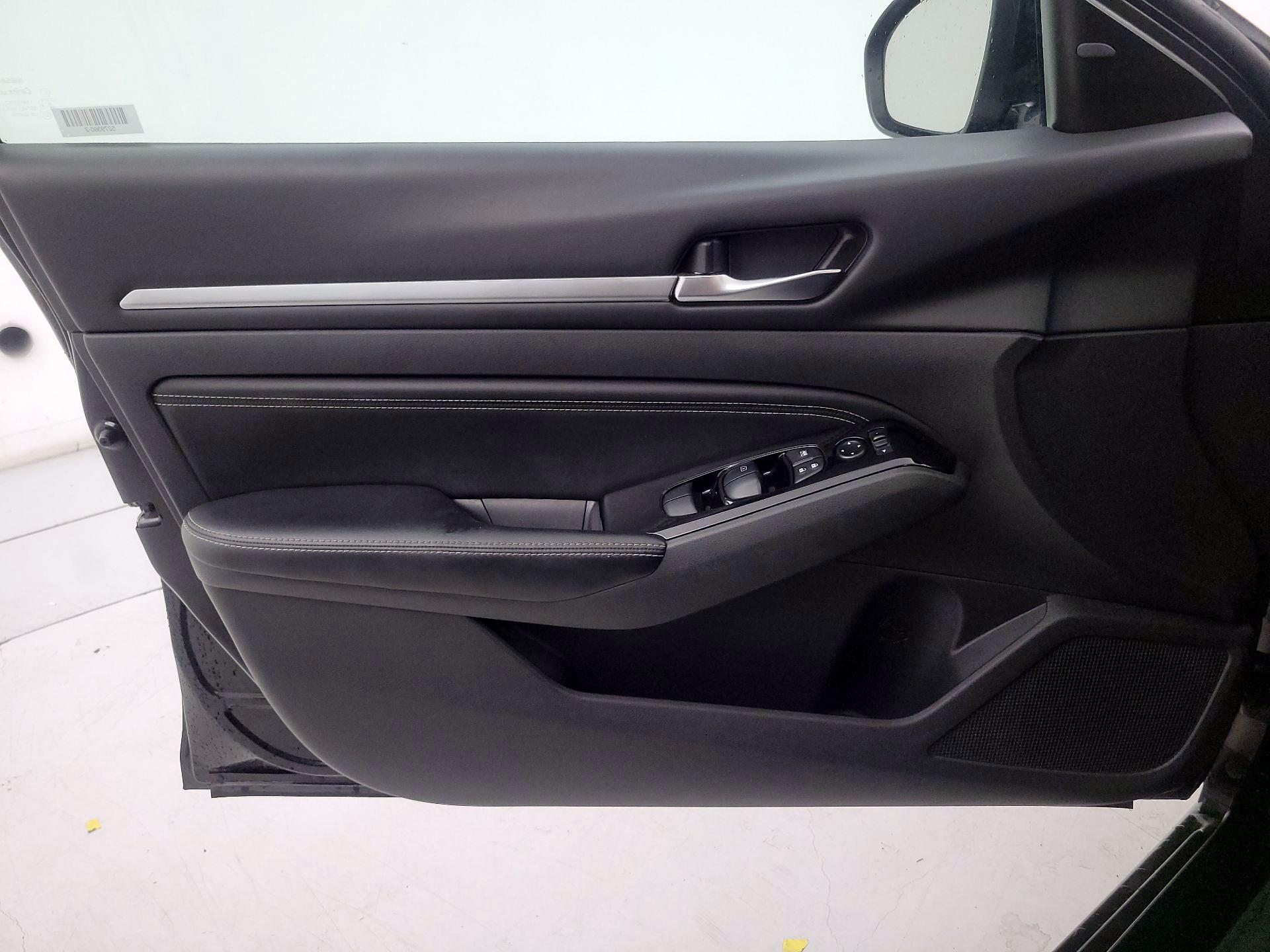 Thumbnail: 2023 Nissan Altima - 12