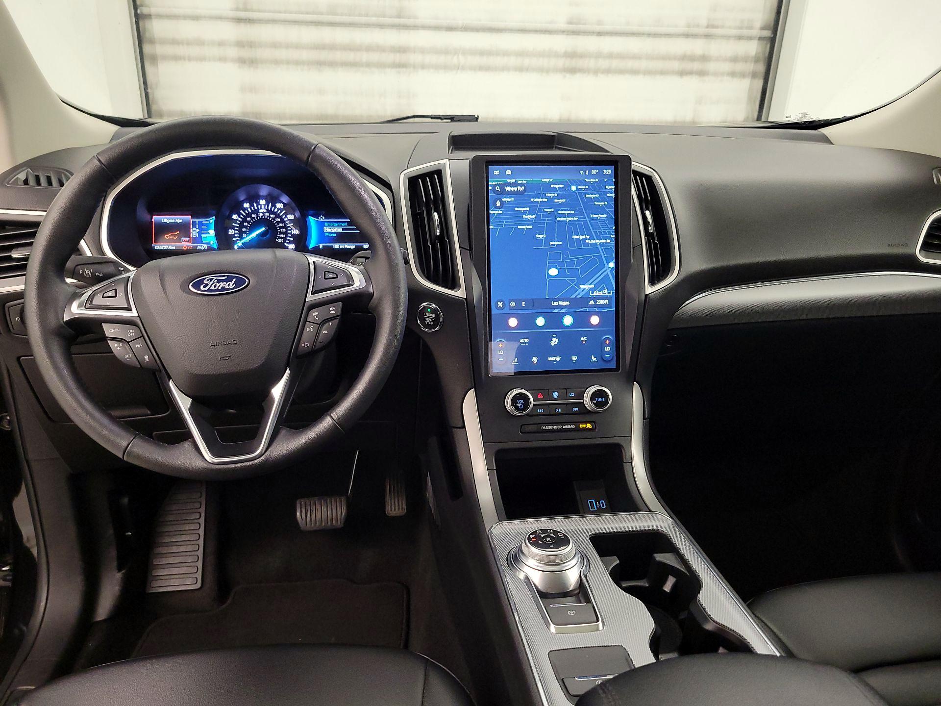 Thumbnail: 2021 Ford Edge - 9