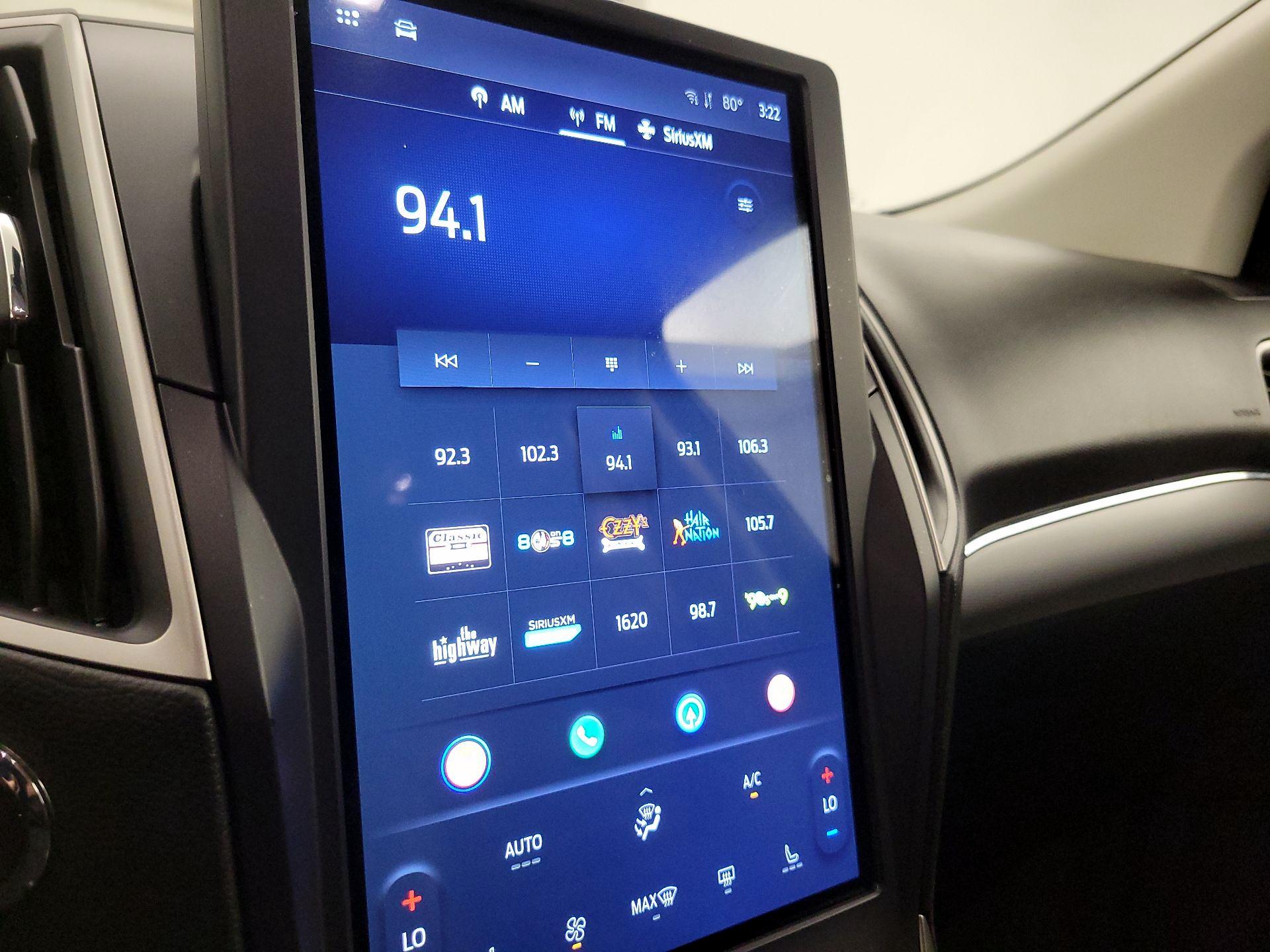 Thumbnail: 2021 Ford Edge - 16