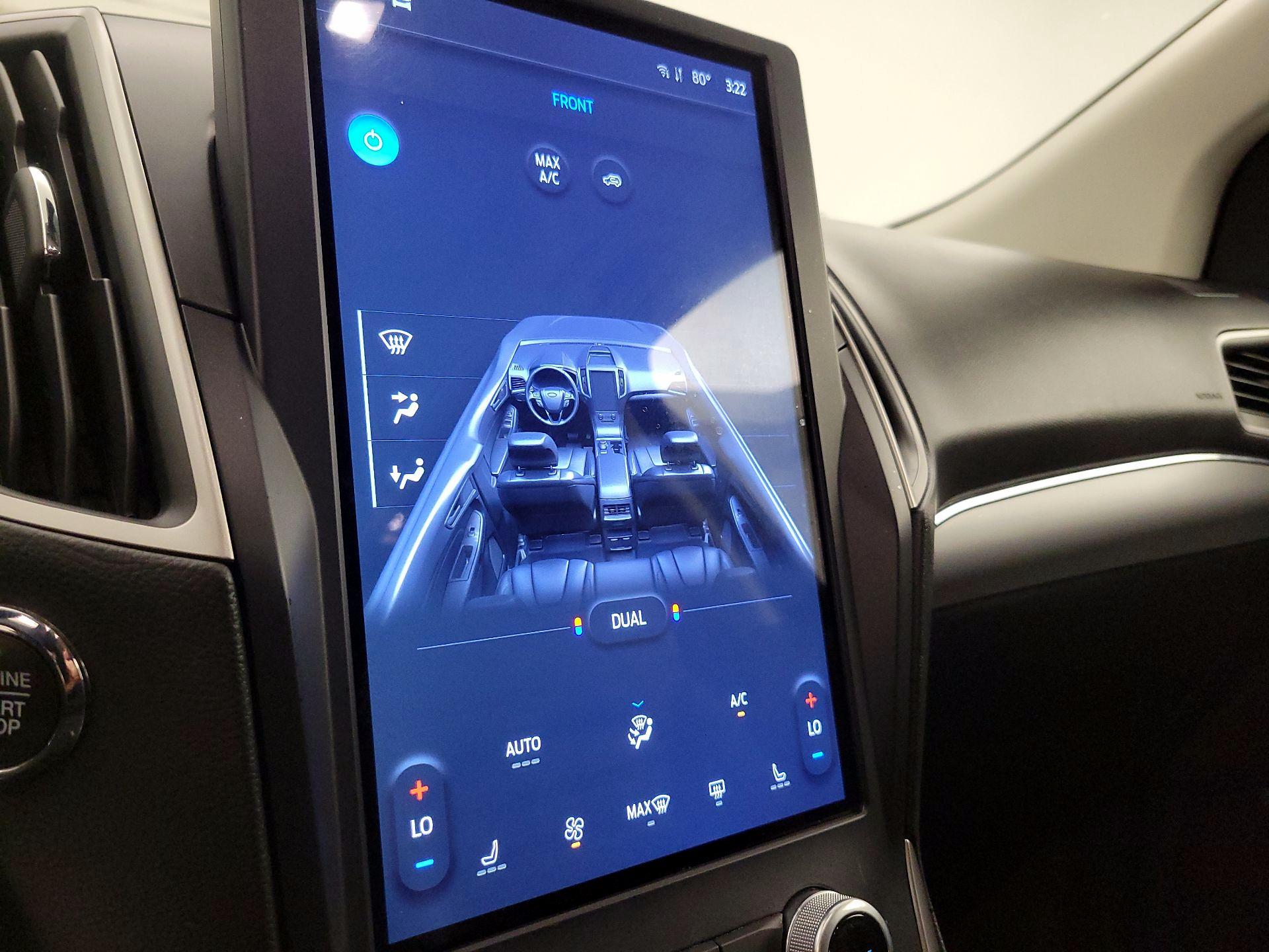 Thumbnail: 2021 Ford Edge - 17