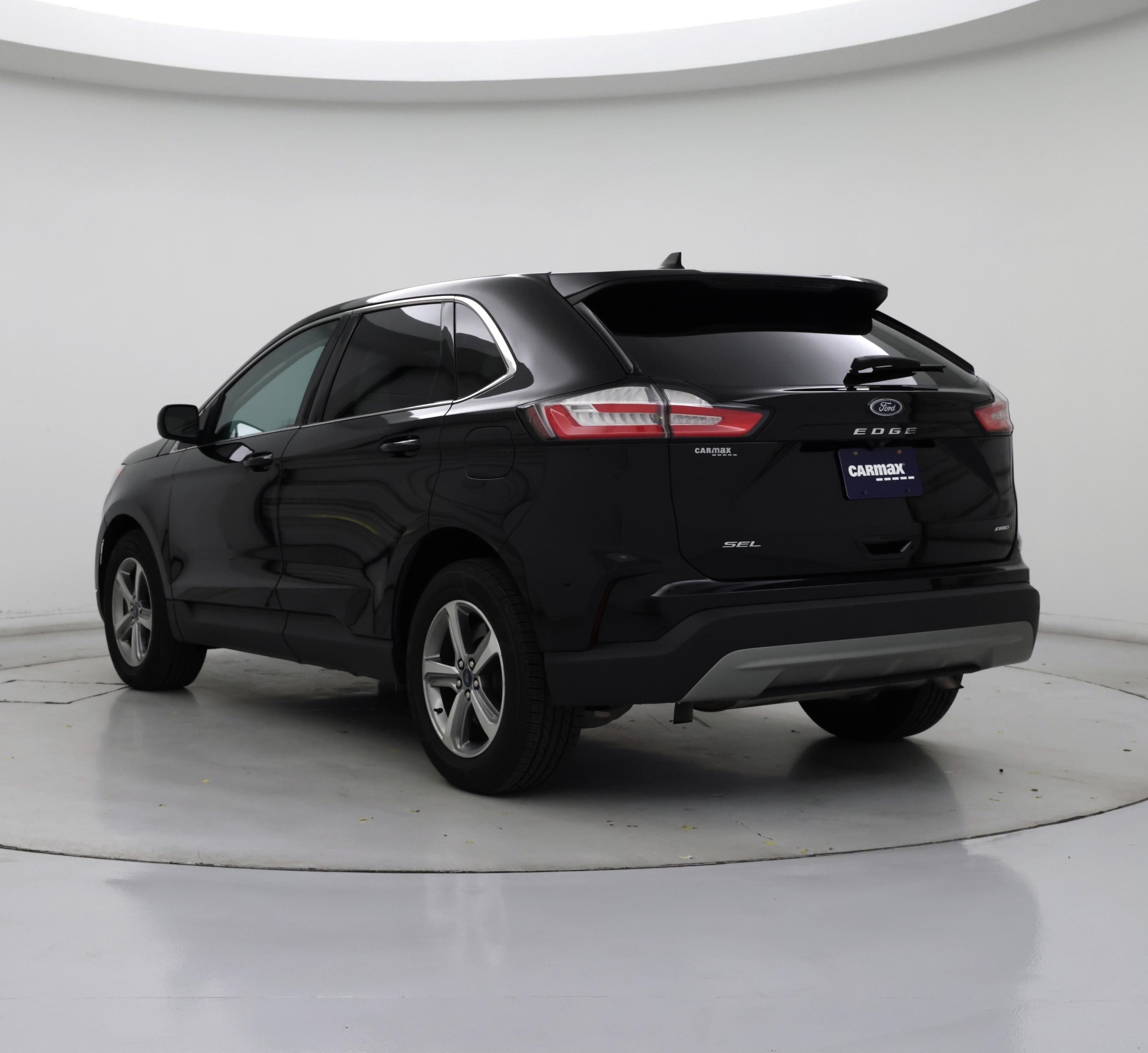 Thumbnail: 2021 Ford Edge - 2