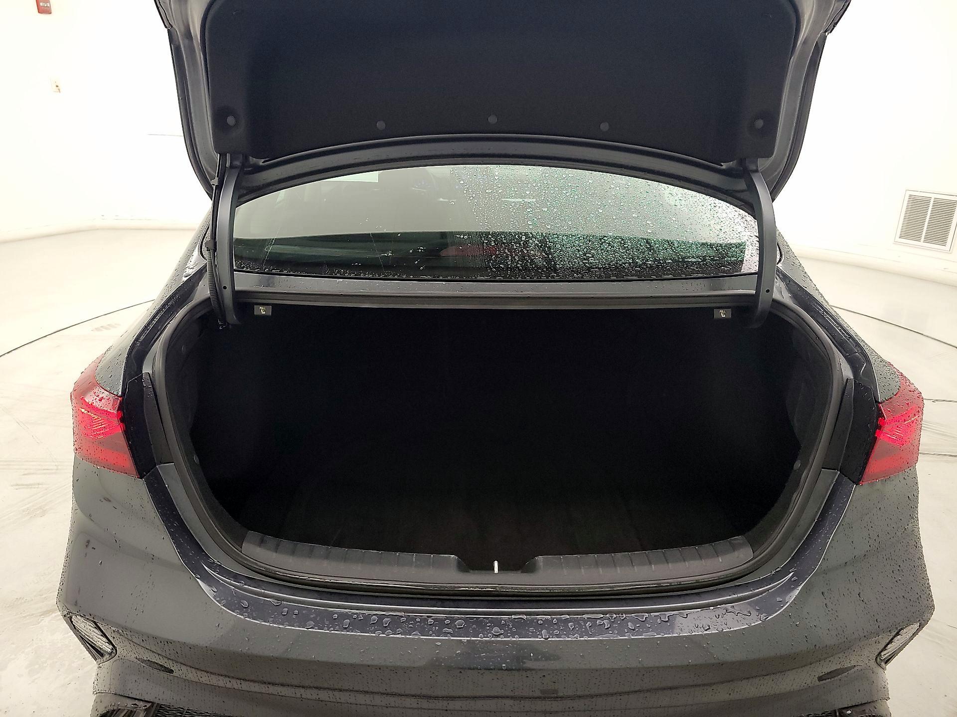 Thumbnail: 2023 Kia Forte - 20