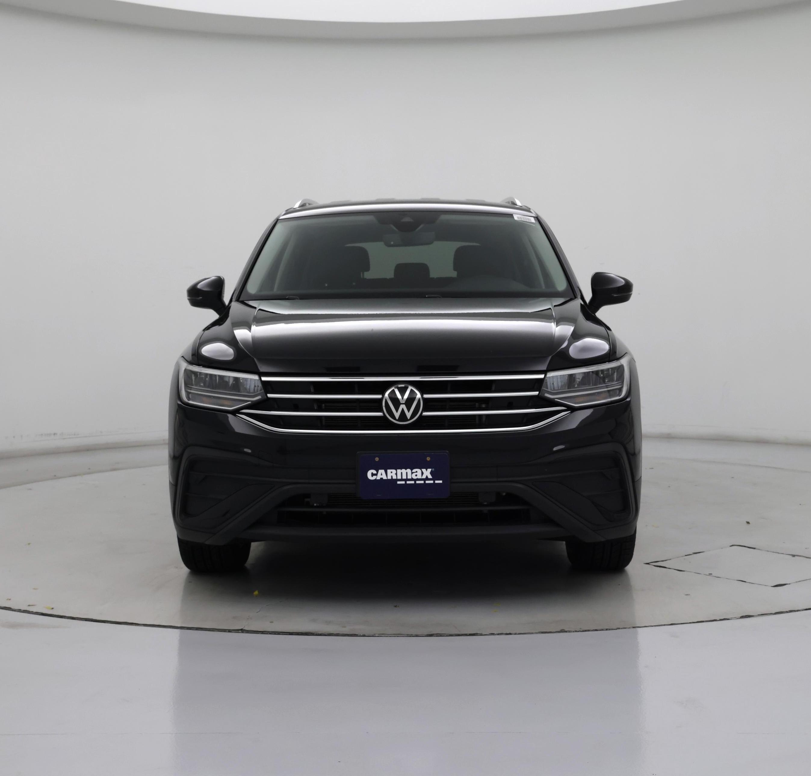 Thumbnail: 2022 Volkswagen Tiguan - 5