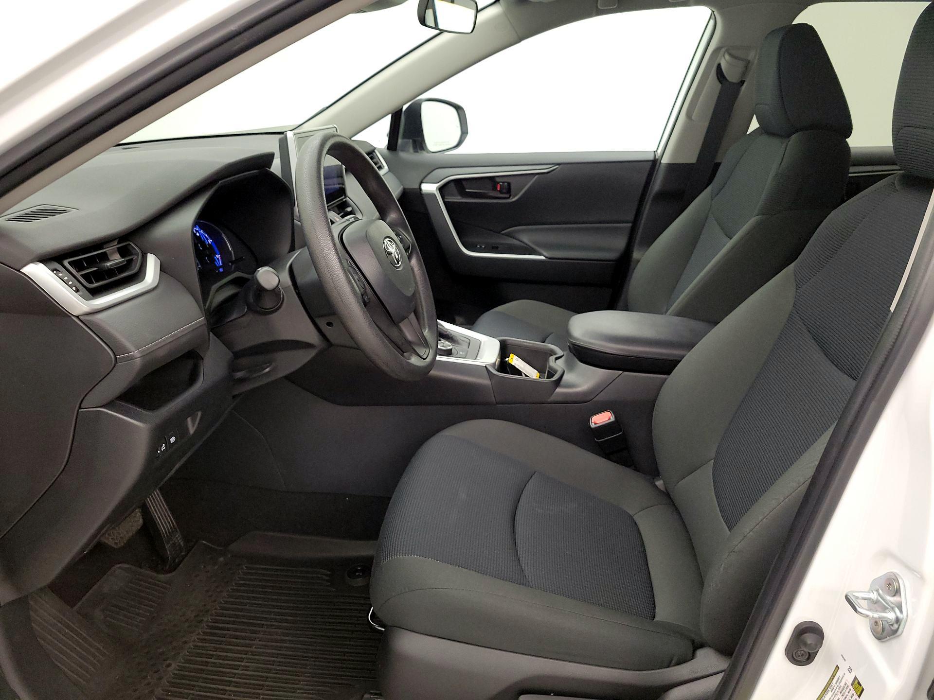 Thumbnail: 2023 Toyota RAV4 - 11