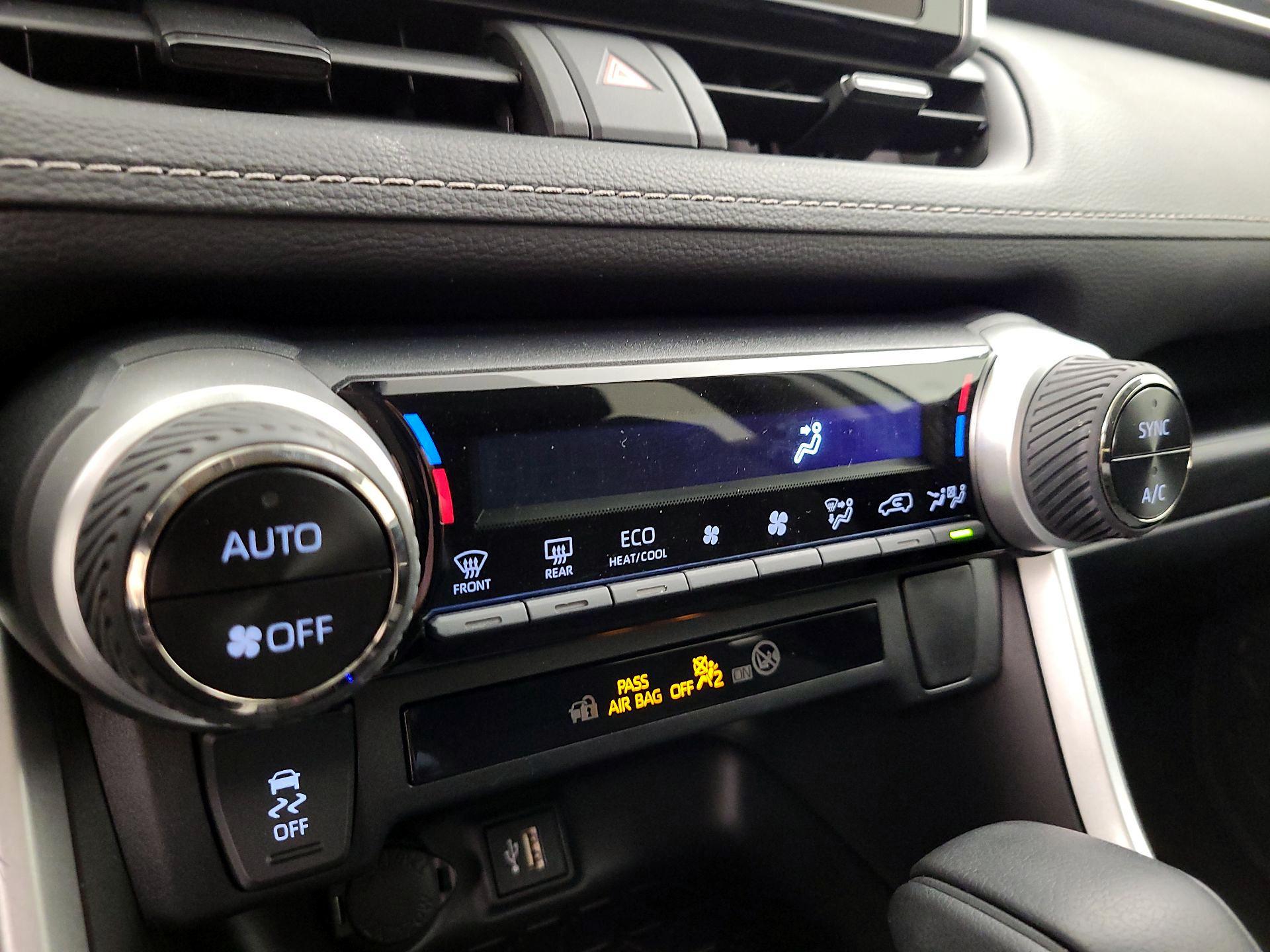 Thumbnail: 2023 Toyota RAV4 - 16