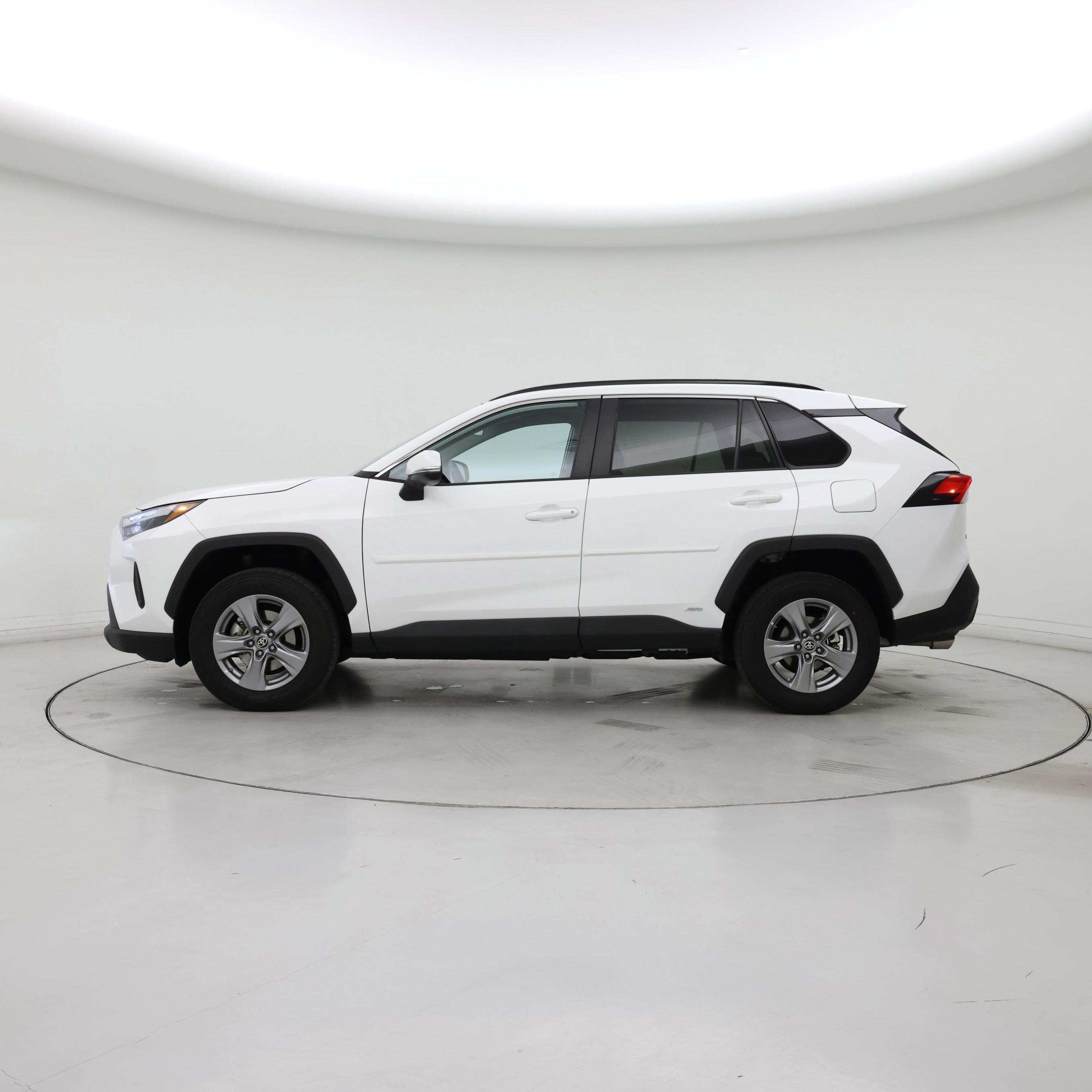 Thumbnail: 2023 Toyota RAV4 - 3