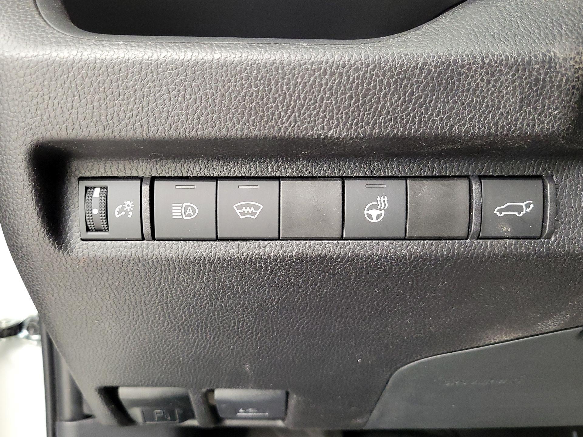 Thumbnail: 2024 Toyota RAV4 - 13