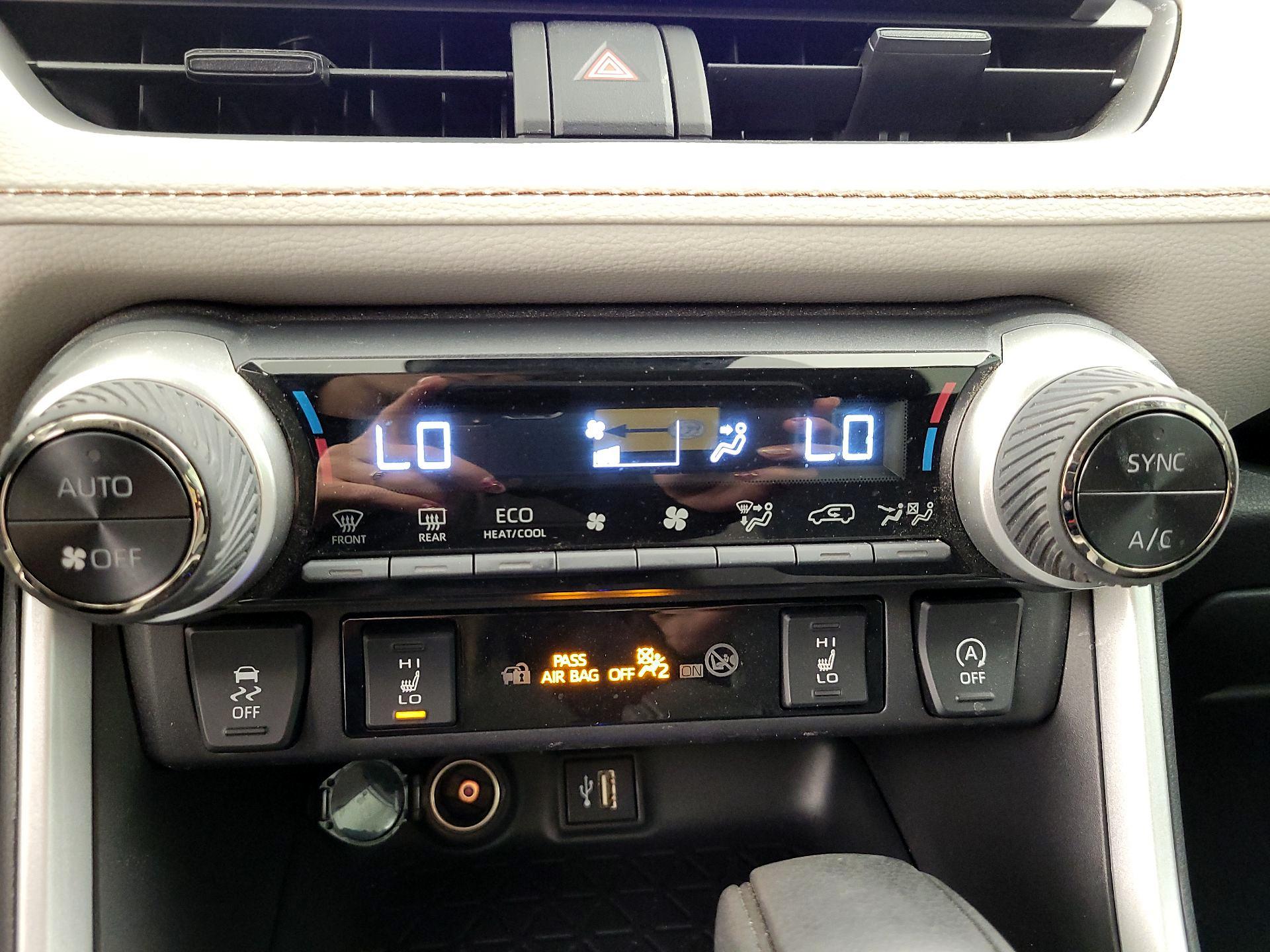 Thumbnail: 2024 Toyota RAV4 - 16