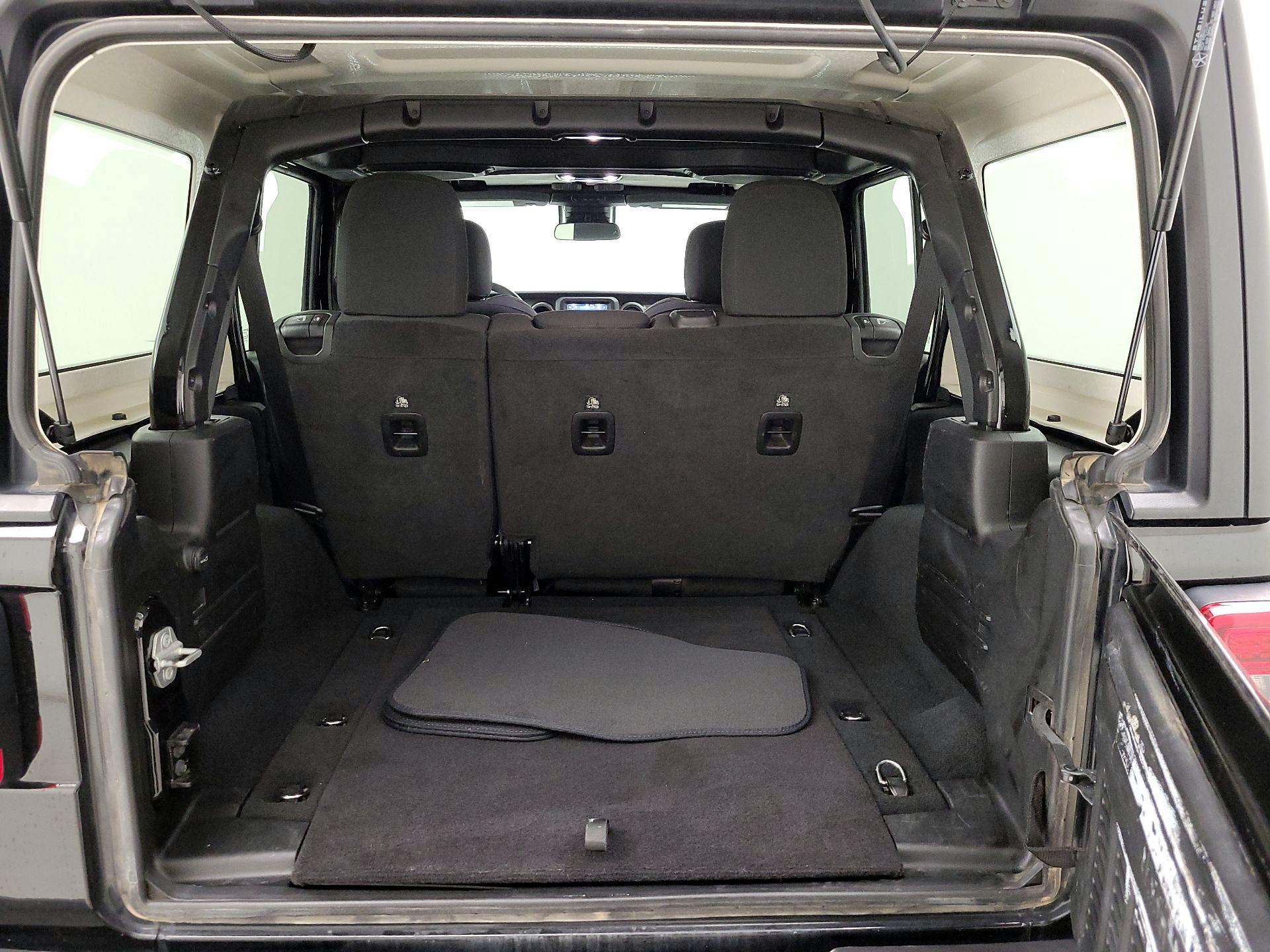 Thumbnail: 2023 Jeep Wrangler - 20