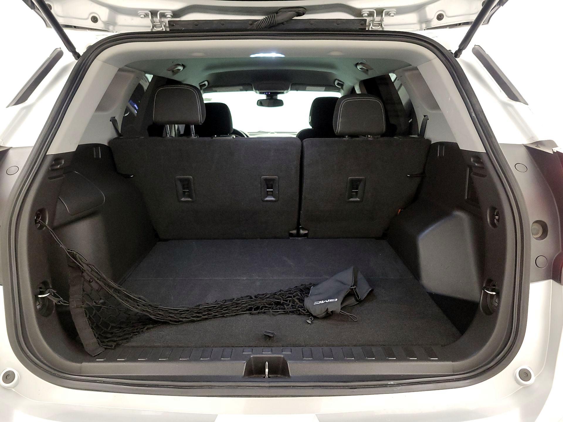 Thumbnail: 2022 GMC Terrain - 20