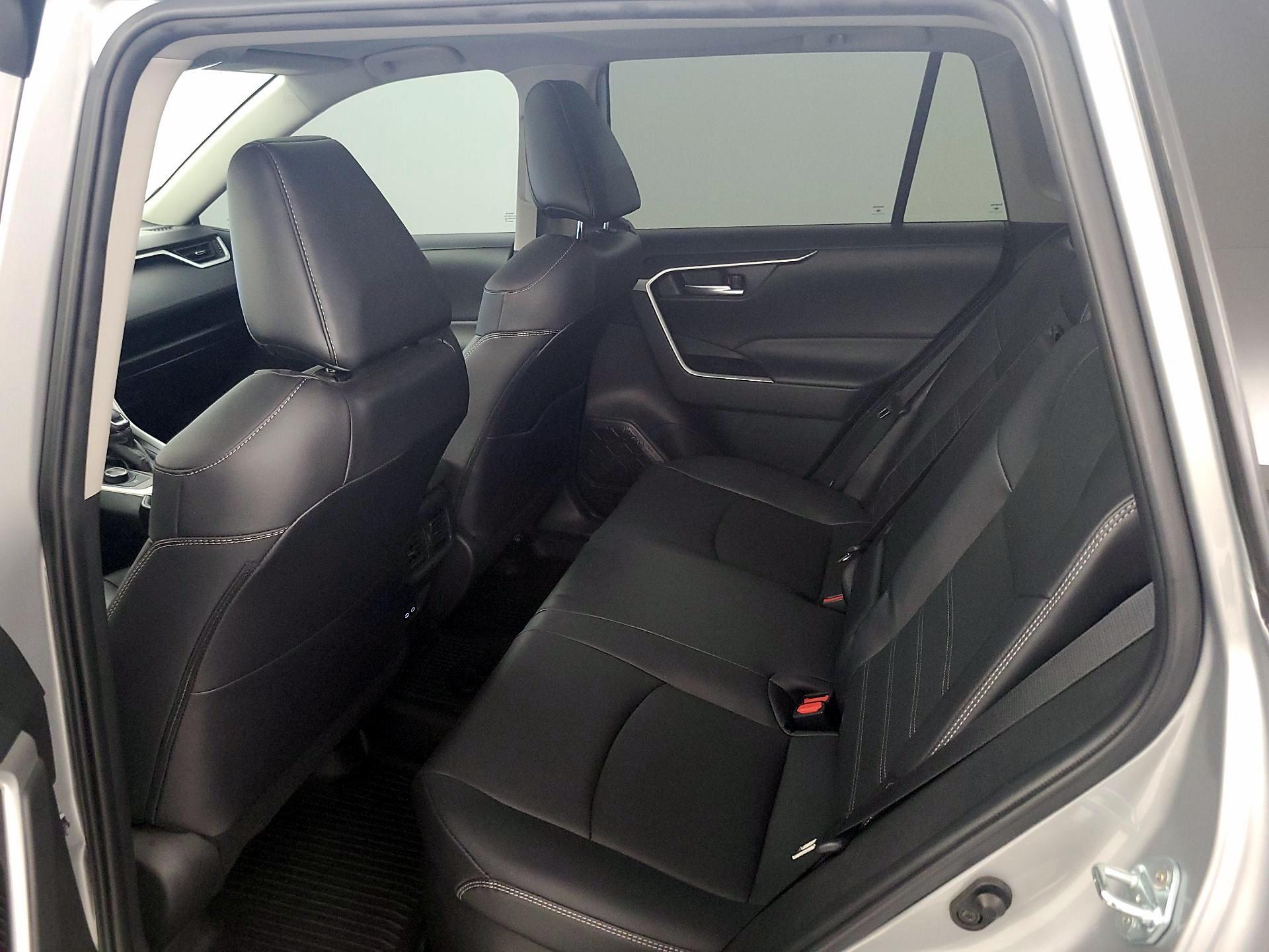 Thumbnail: 2024 Toyota RAV4 - 20