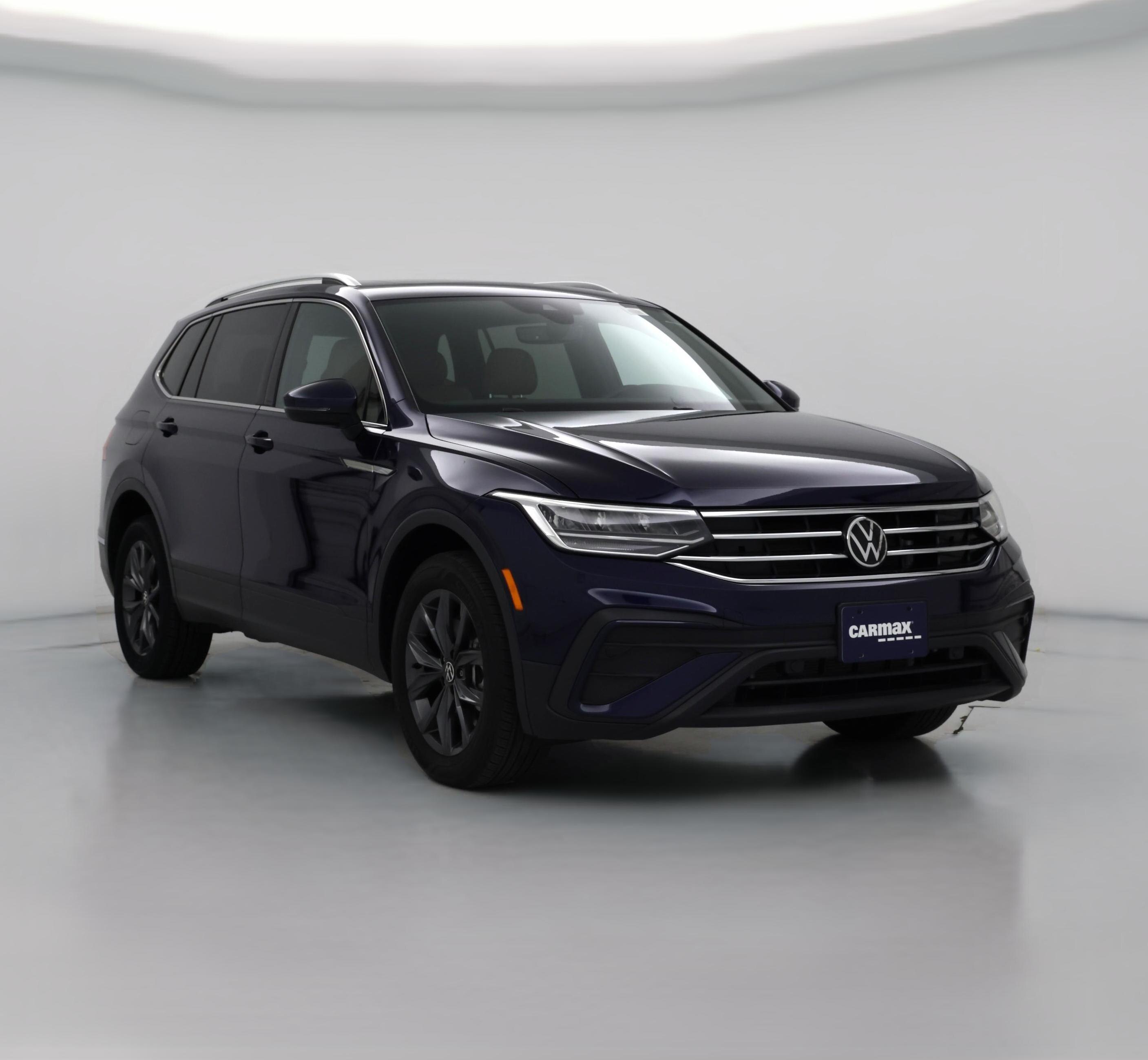 Thumbnail: 2022 Volkswagen Tiguan - 1