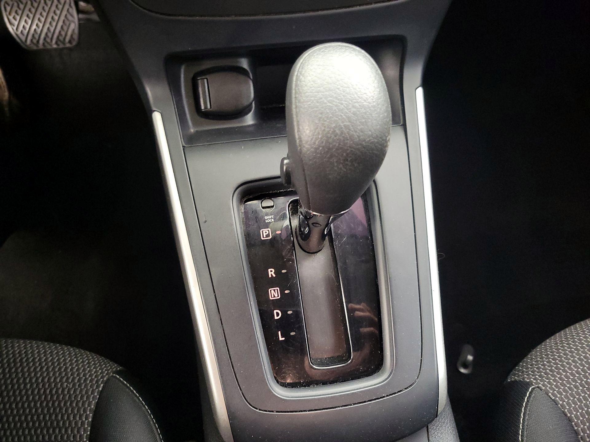 Thumbnail: 2017 Nissan Sentra - 16