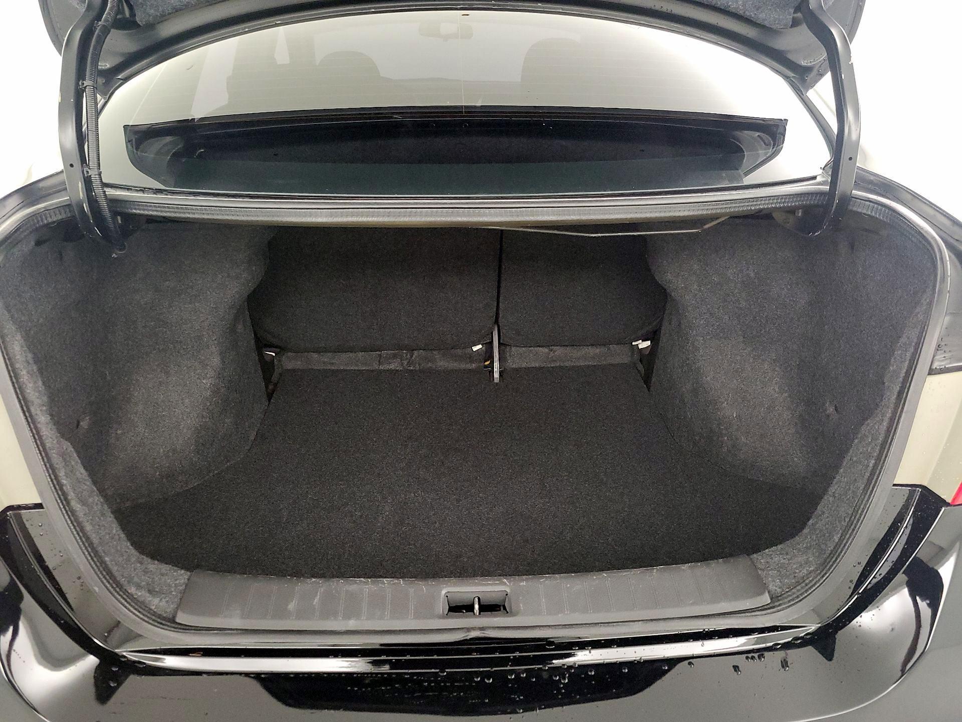 Thumbnail: 2017 Nissan Sentra - 19