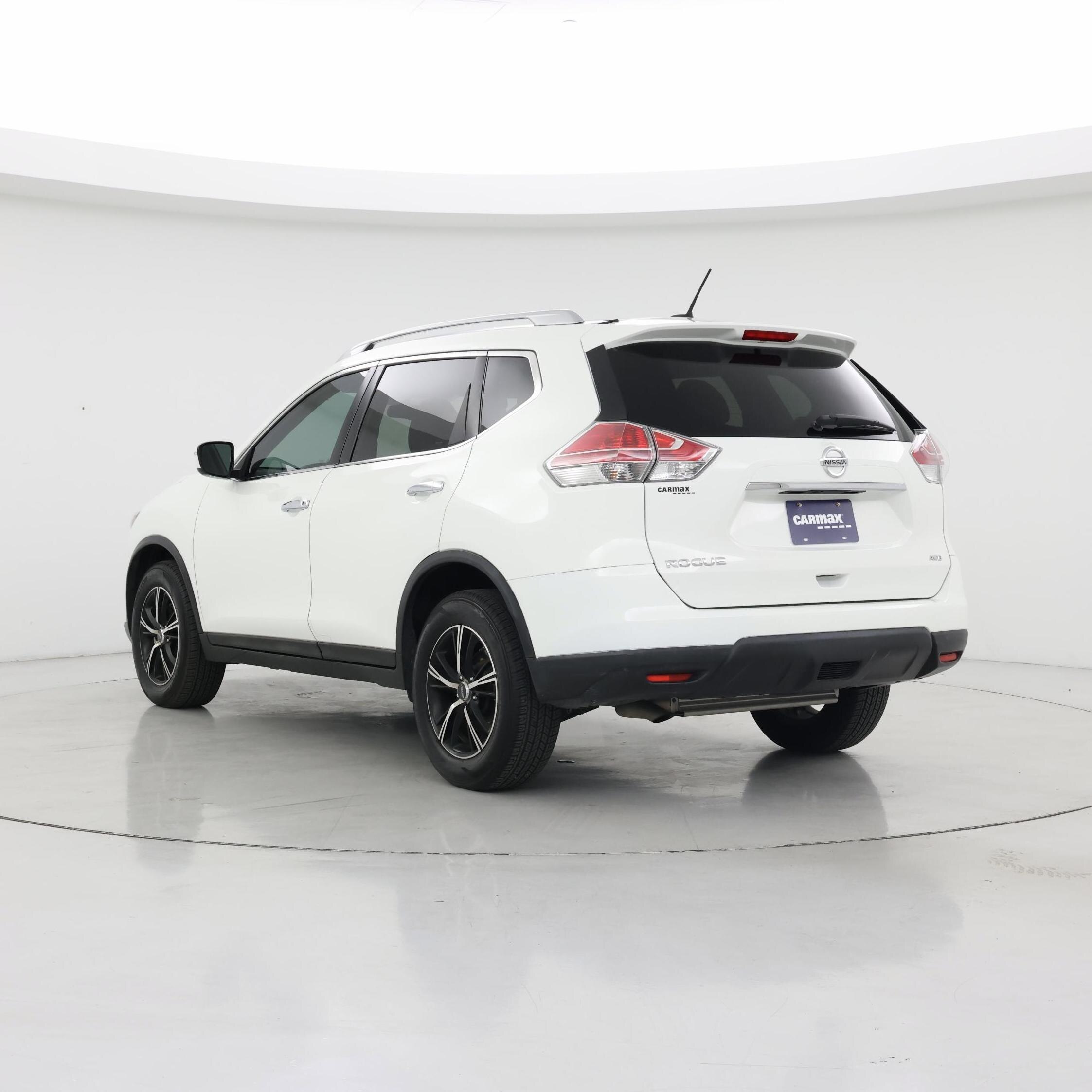 Thumbnail: 2016 Nissan Rogue - 2