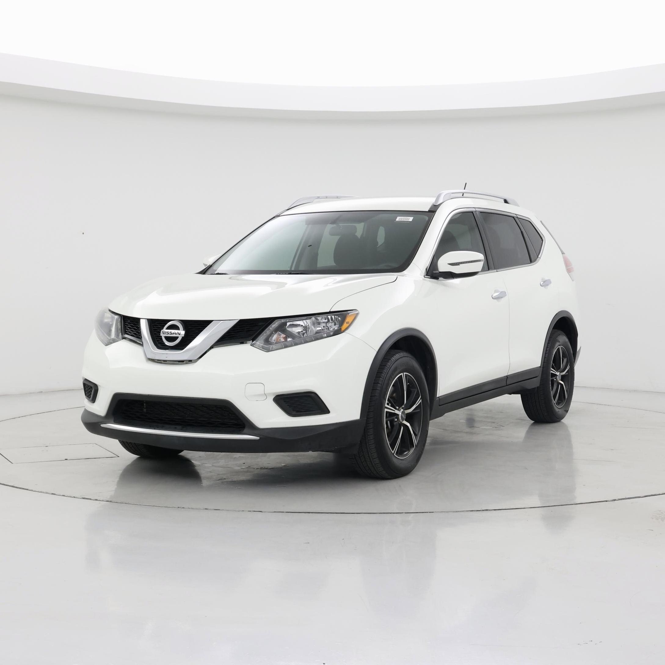 Thumbnail: 2016 Nissan Rogue - 4