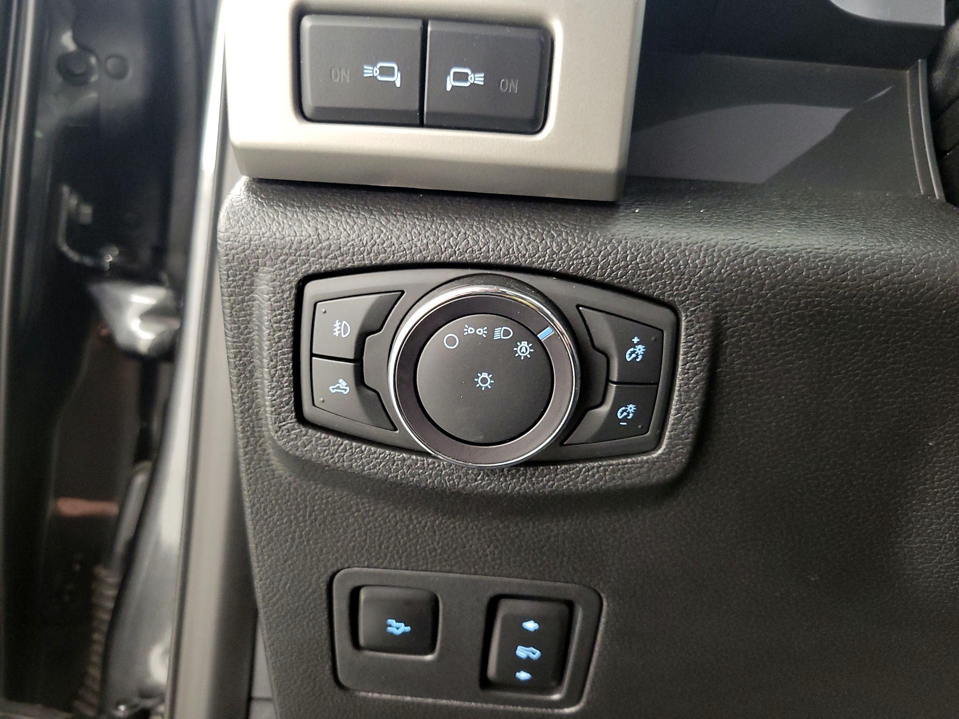 Thumbnail: 2020 Ford F-350 - 13