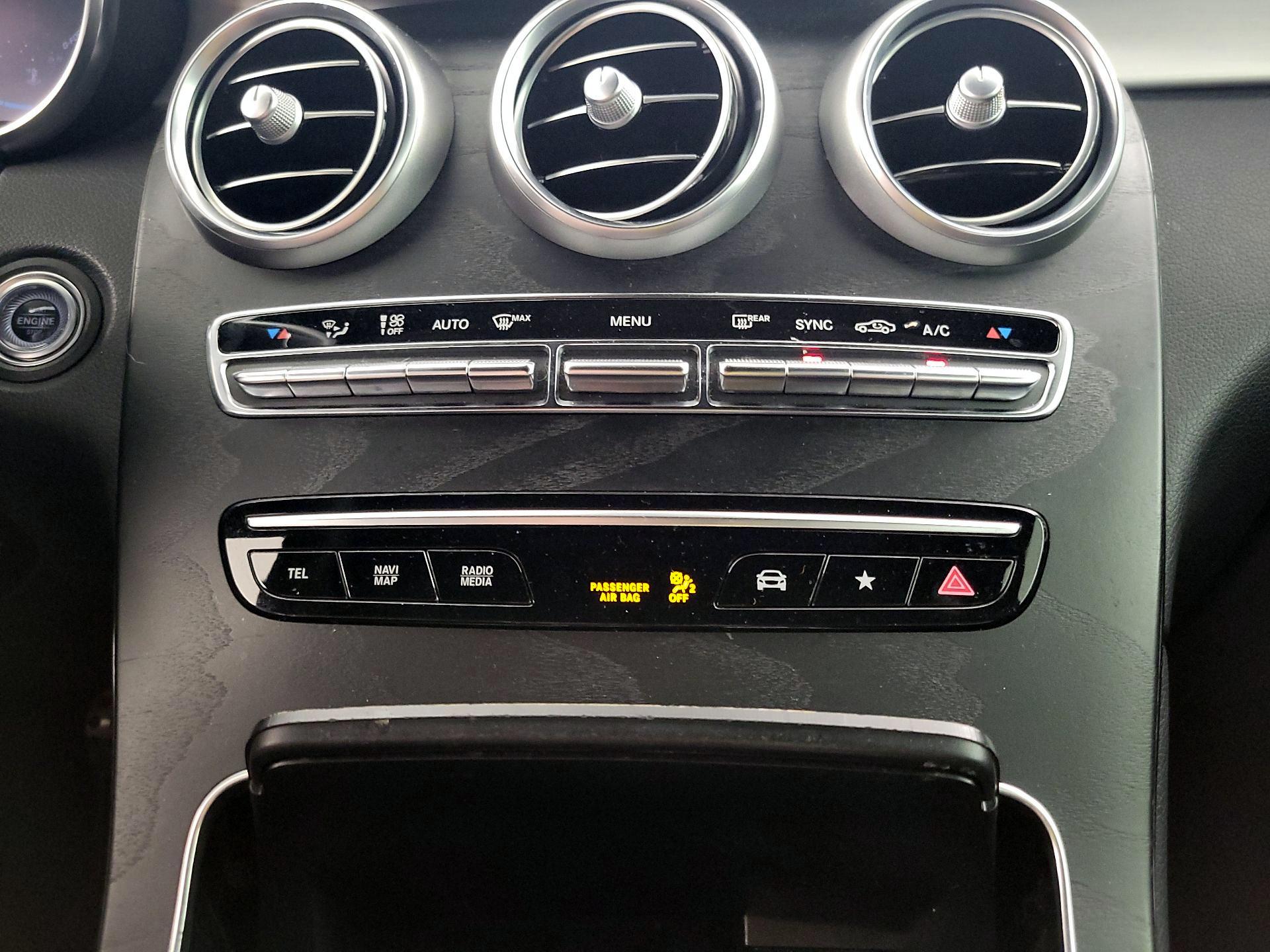 Thumbnail: 2022 Mercedes-Benz GLC - 16