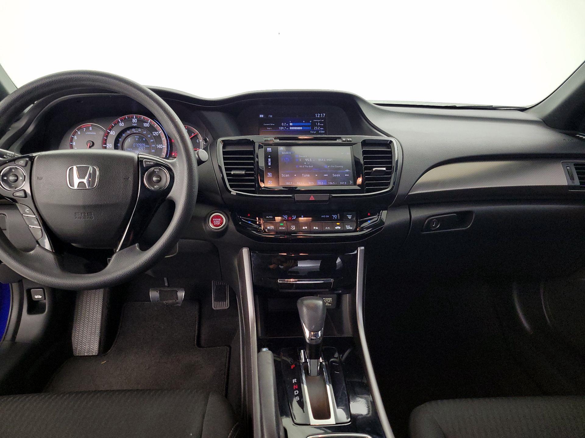 Thumbnail: 2017 Honda Accord - 9