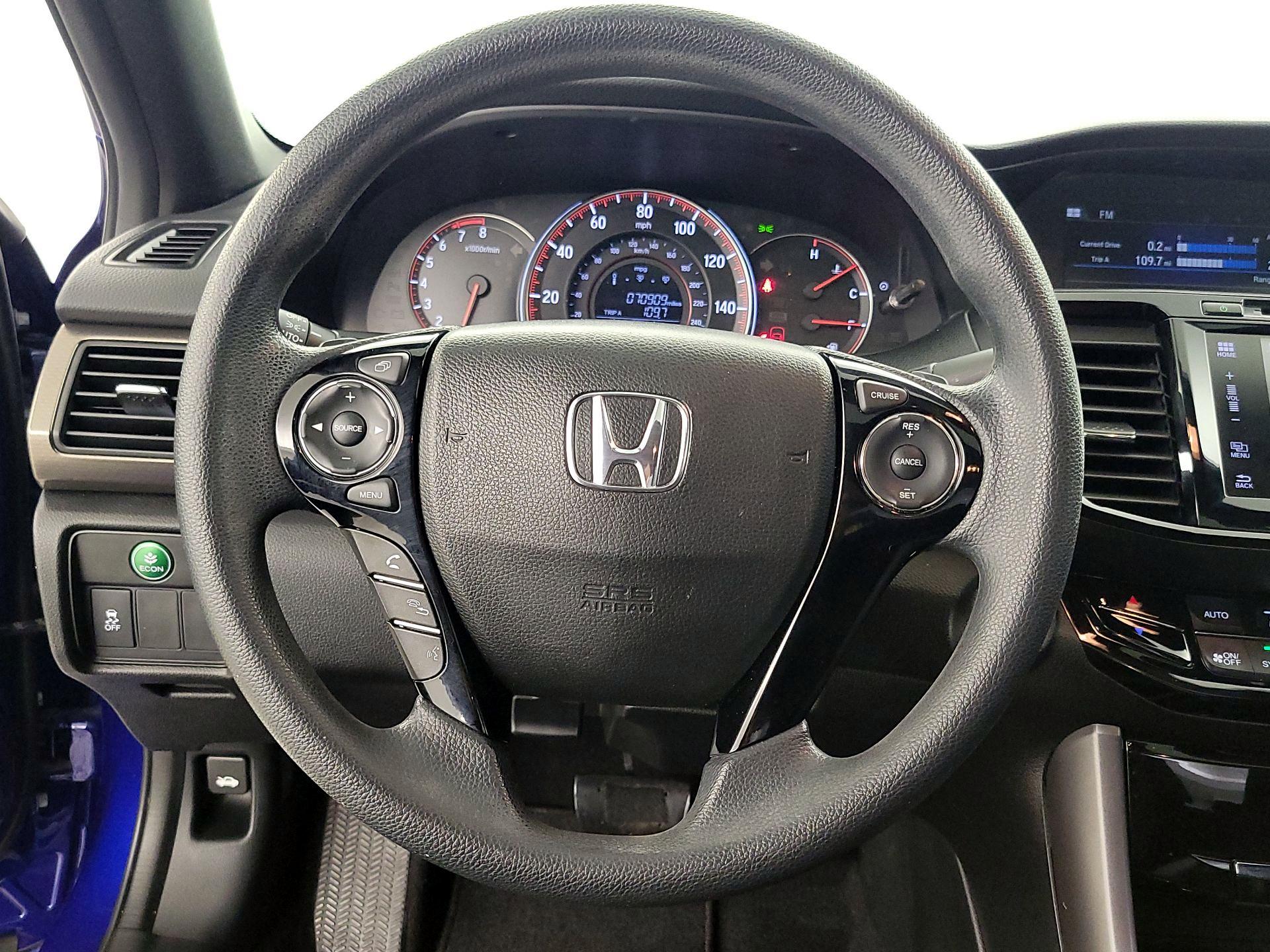 Thumbnail: 2017 Honda Accord - 10