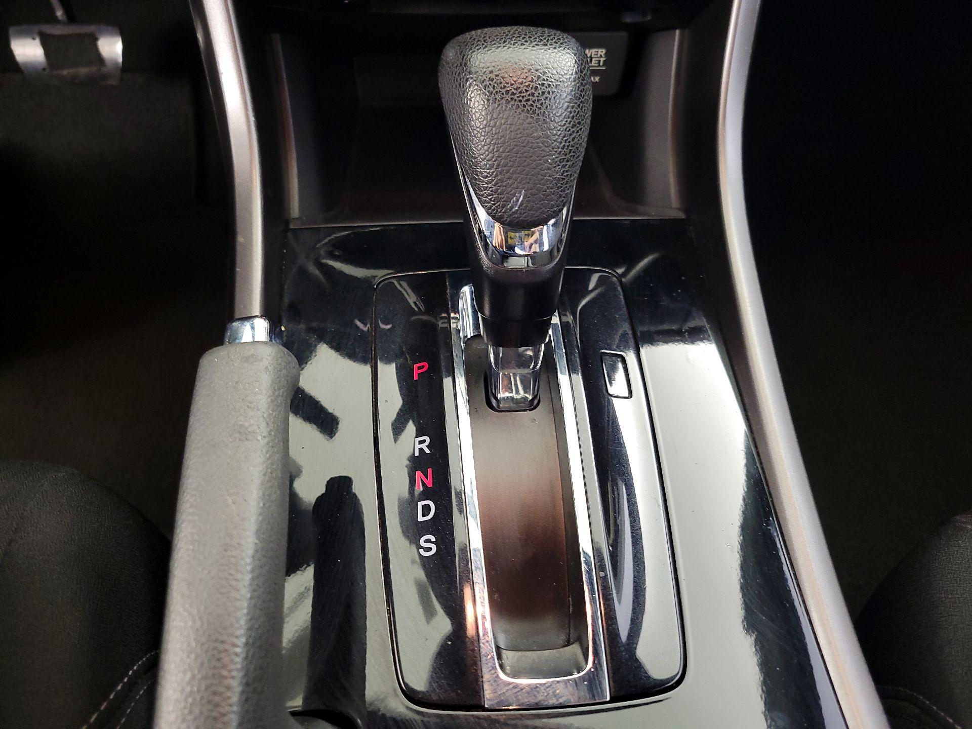 Thumbnail: 2017 Honda Accord - 17