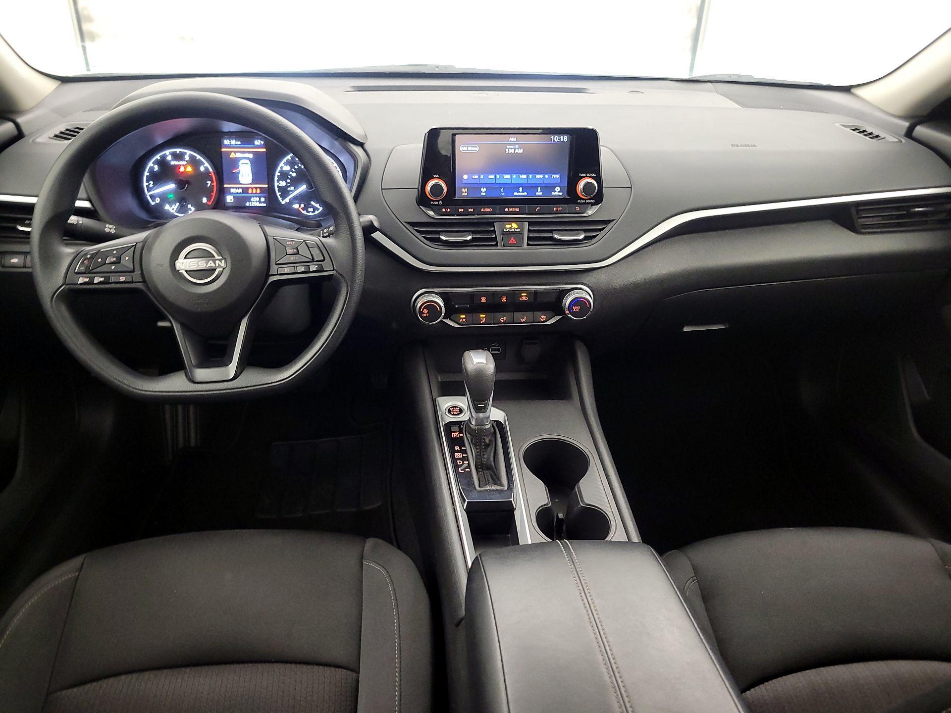 Thumbnail: 2023 Nissan Altima - 9